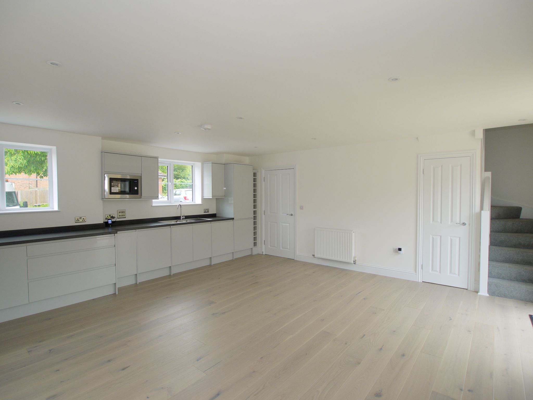 3 bedroom semi-detached house For Sale in Sevenoaks - Property photograph