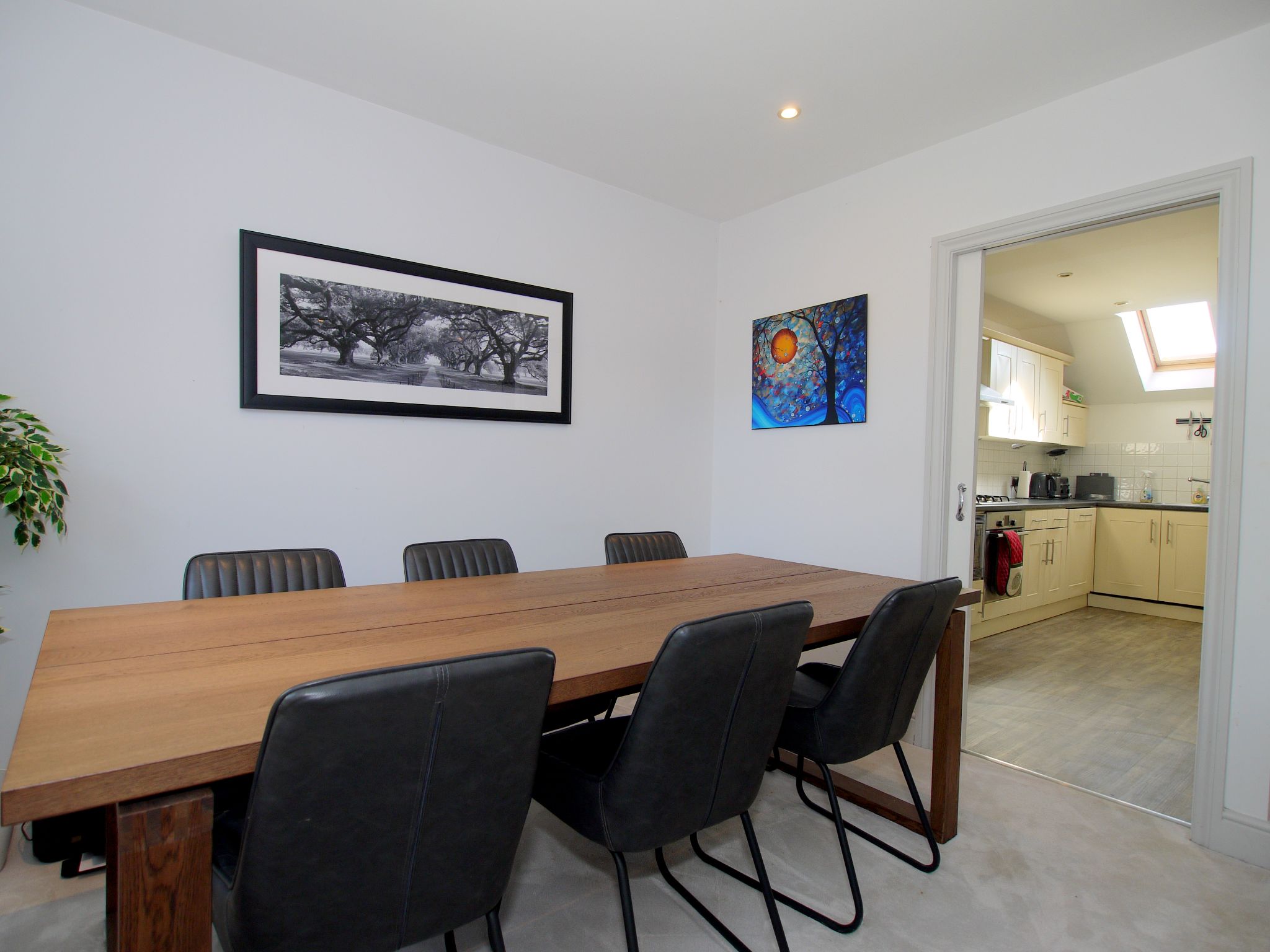 2 bedroom apartment Let in Sevenoaks - Photograph 8