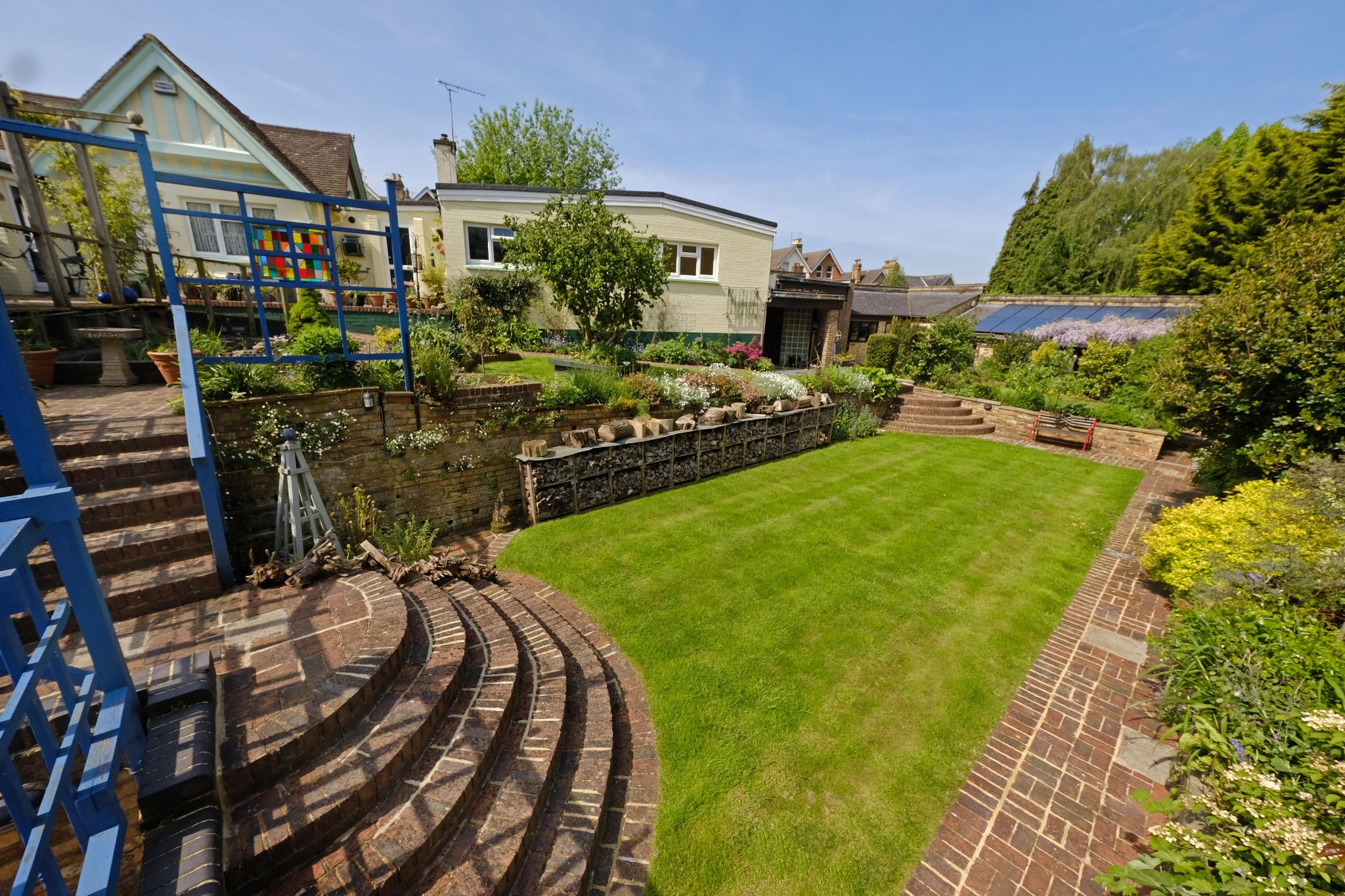 4 bedroom detached house Sold in Sevenoaks - Photograph 15