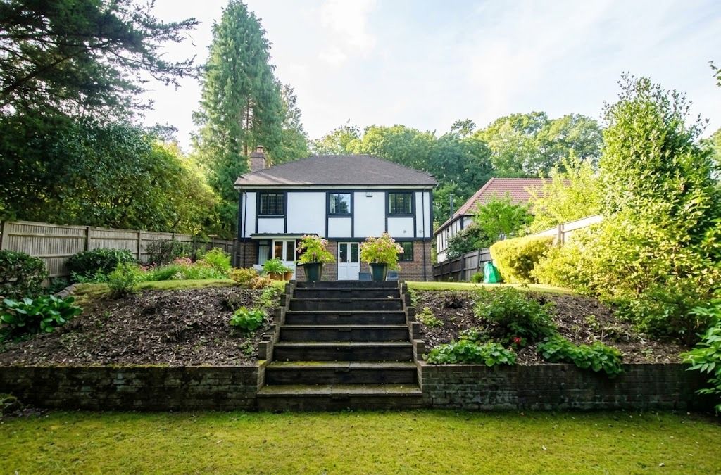 5 bedroom detached house For Sale in Sevenoaks - Photograph 10