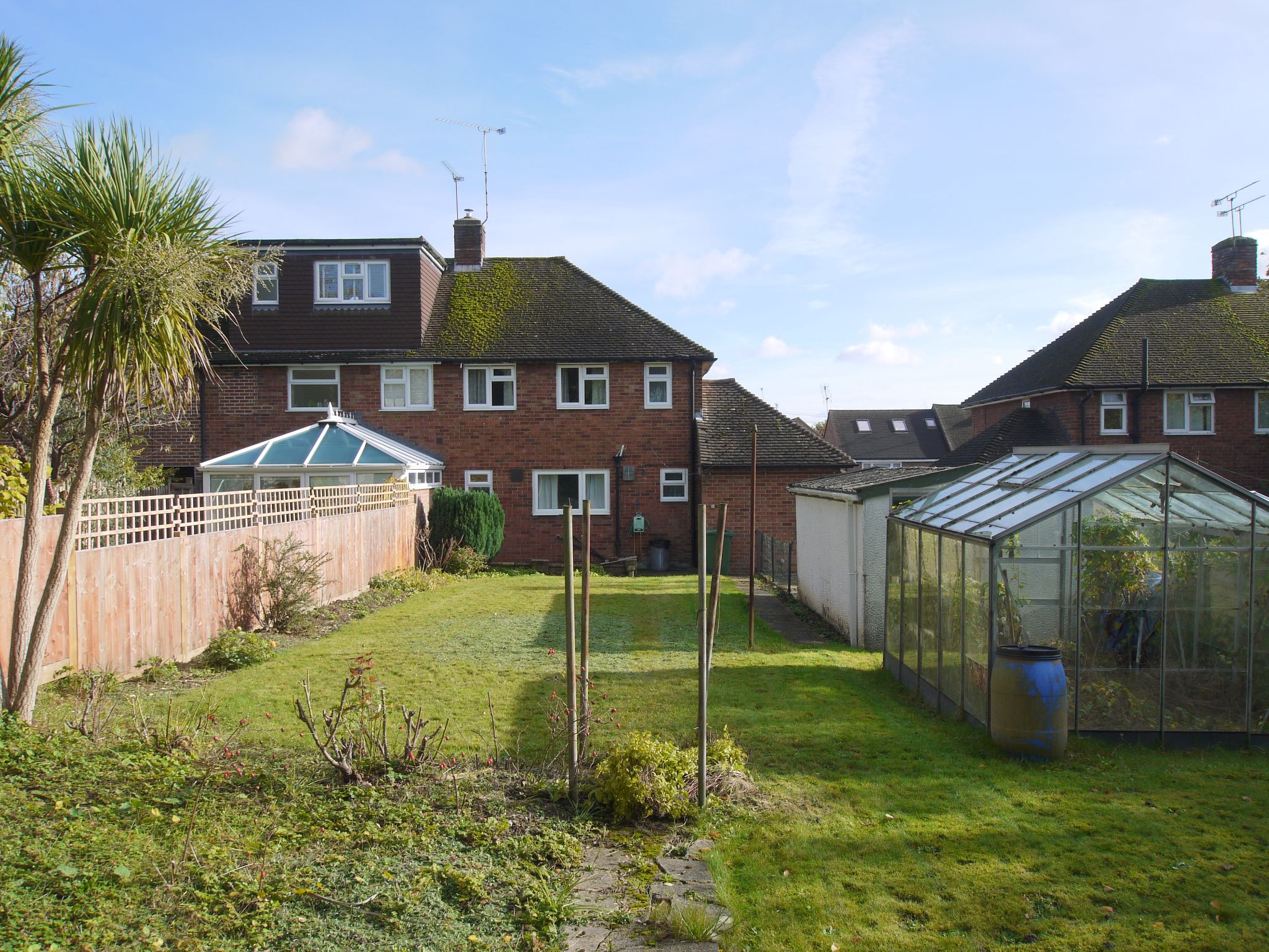 2 bedroom semi-detached house Sold in Sevenoaks - Photograph 3