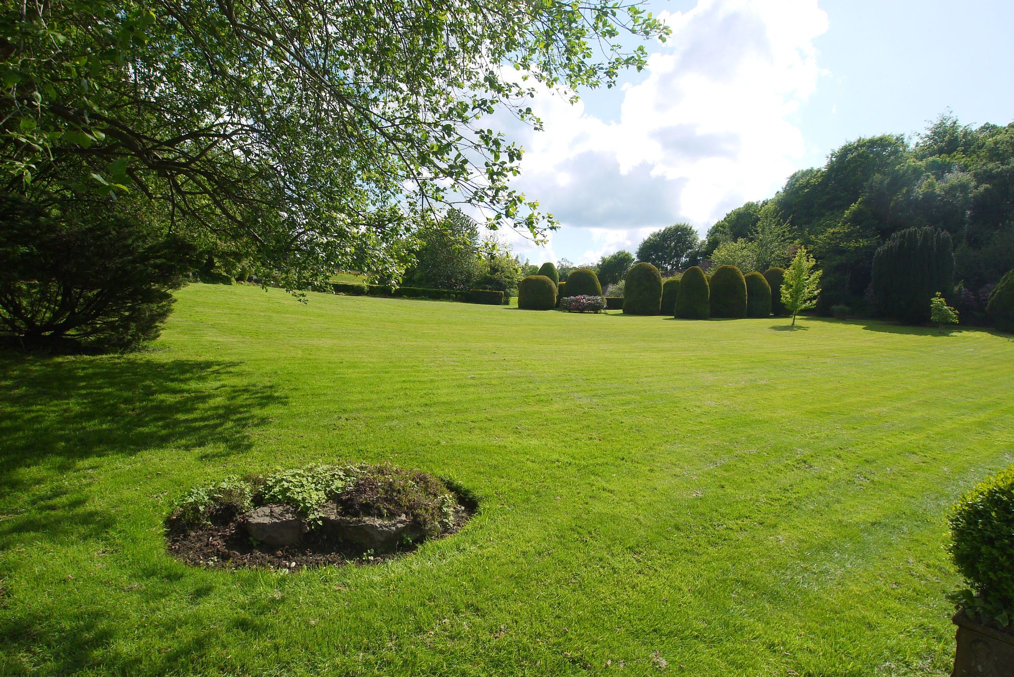 3 bedroom apartment Sold in Sevenoaks - Photograph 12