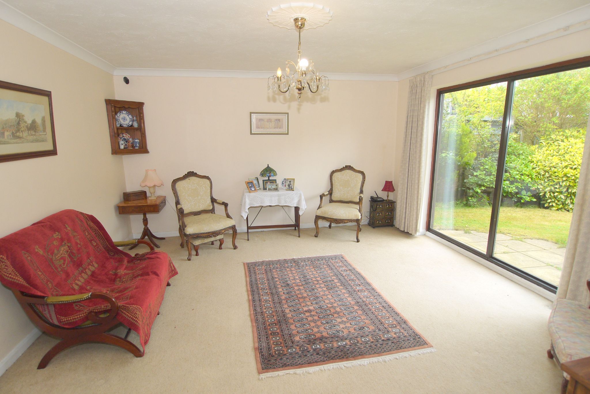 4 bedroom detached house Sold in Sevenoaks - Photograph 8
