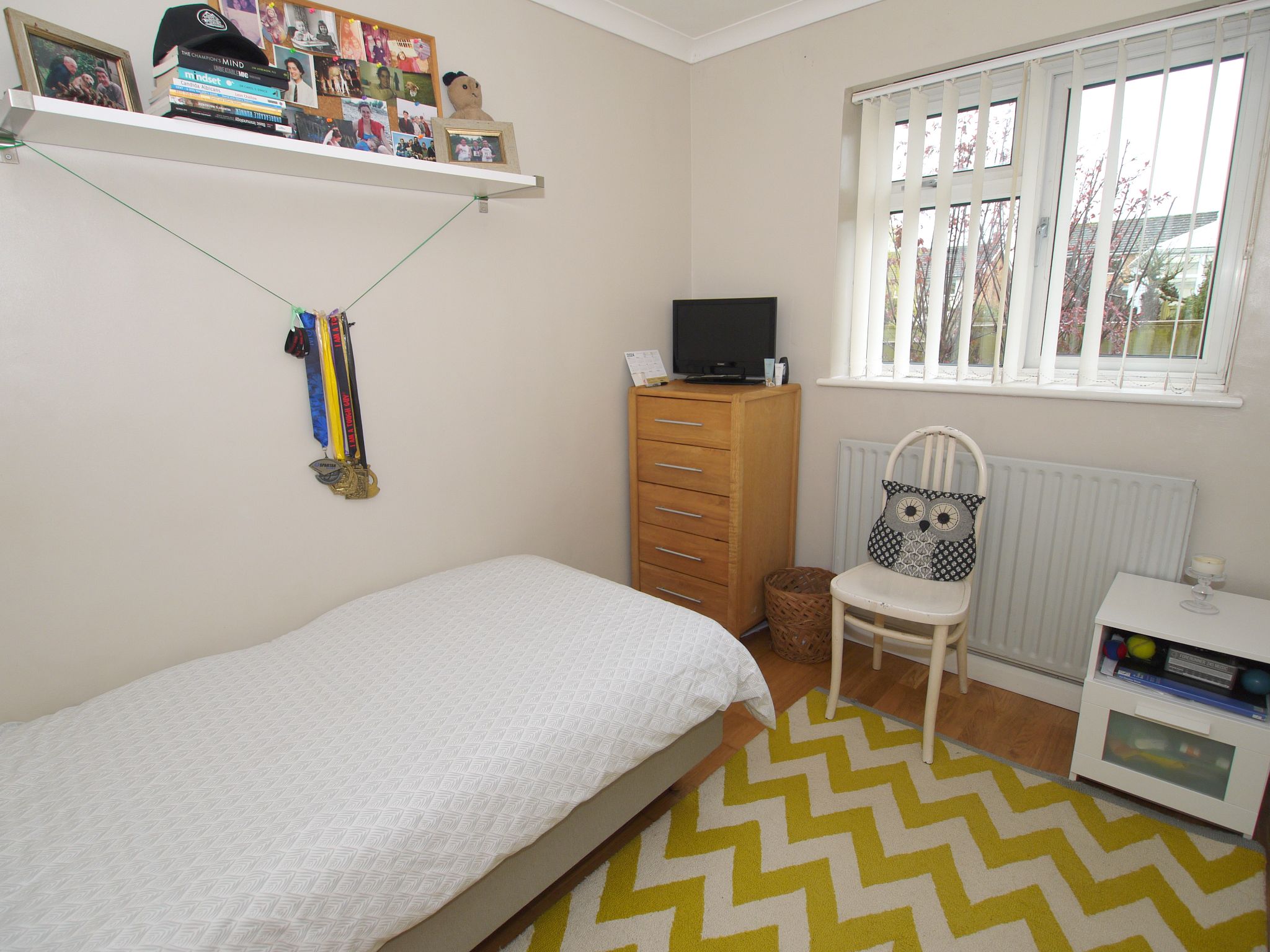 3 bedroom detached bungalow Sold in Sevenoaks - Photograph 4