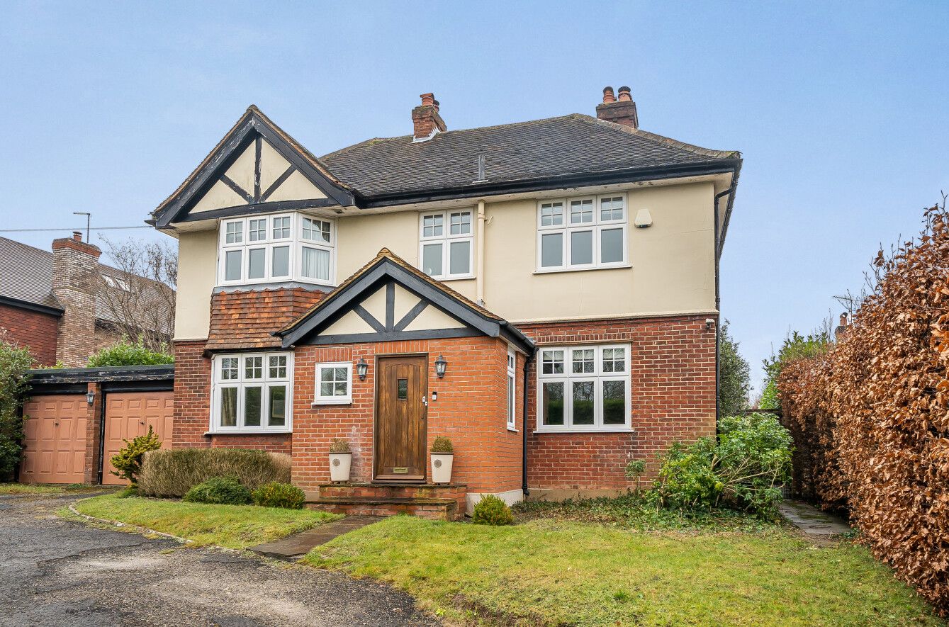 4 bedroom detached house Sold in Otford - Photograph 1