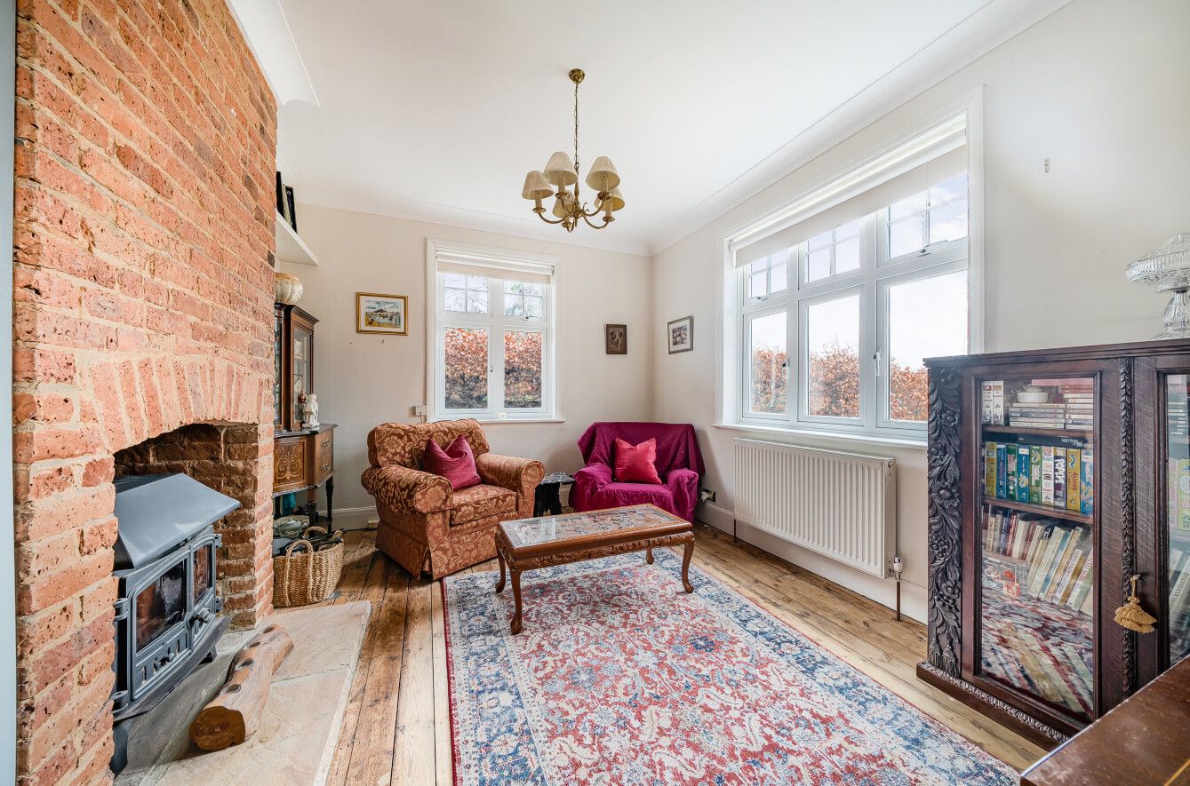 4 bedroom detached house Sold in Otford - Photograph 12