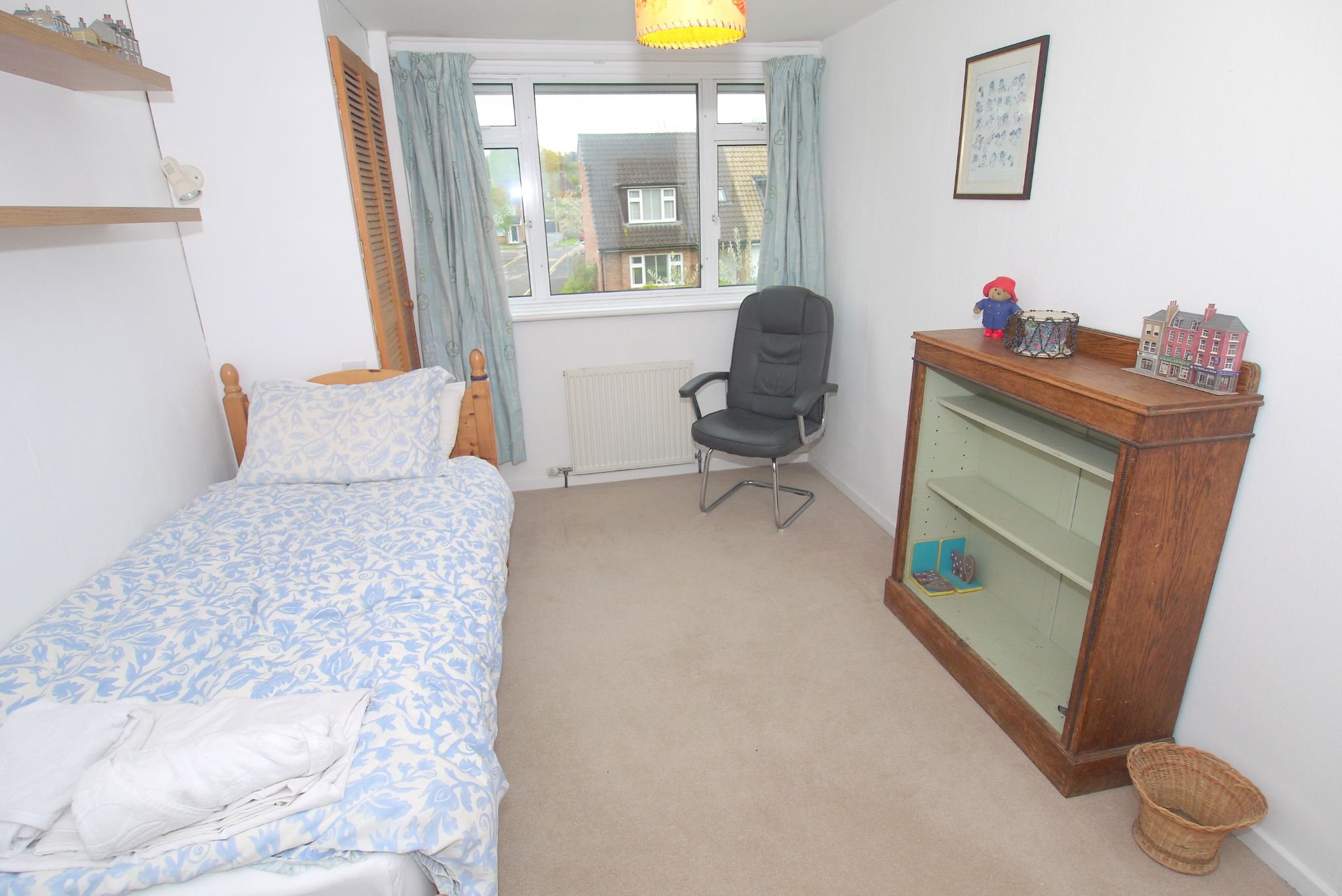 4 bedroom semi-detached house Sold in Sevenoaks - Photograph 6