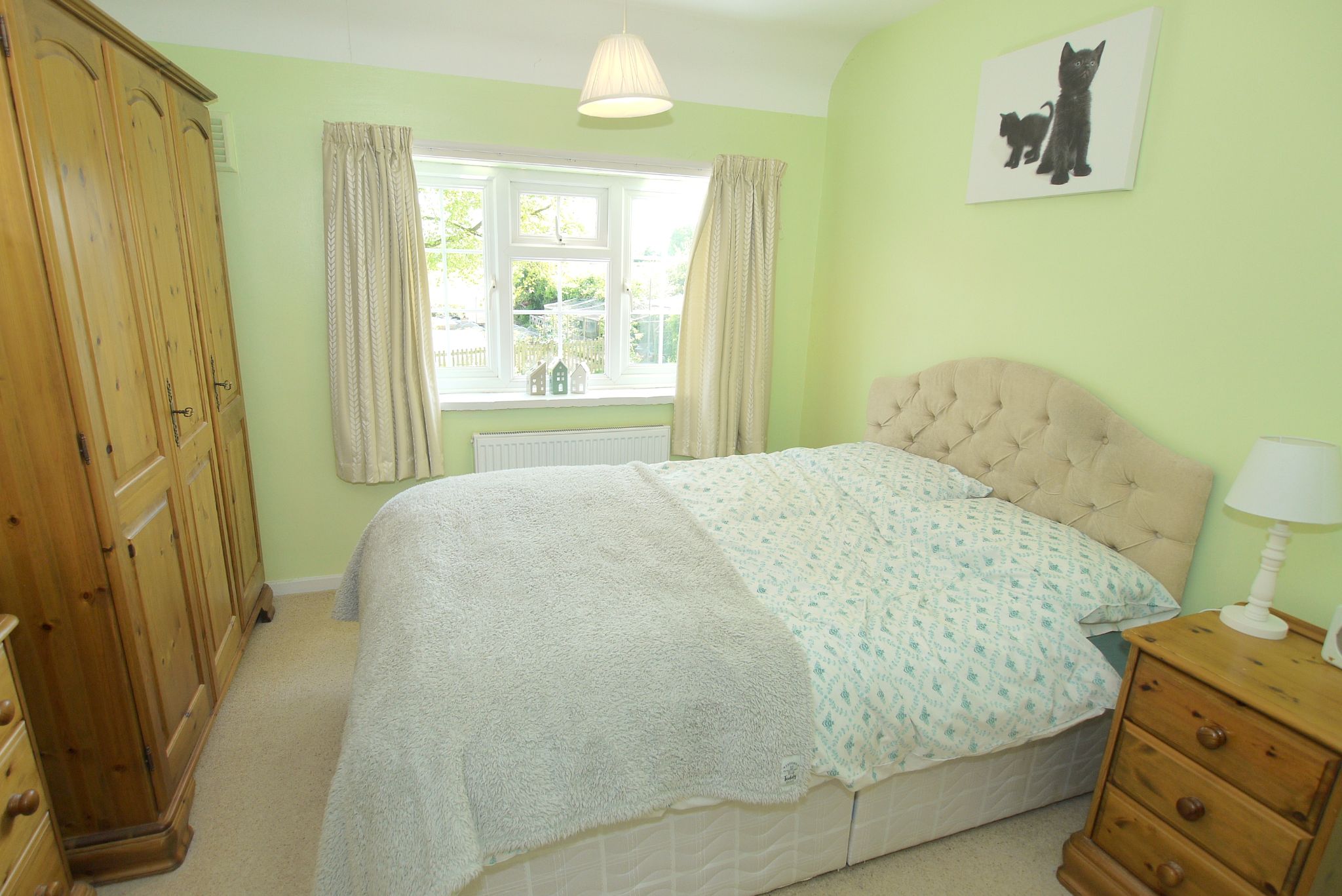 4 bedroom semi-detached house Sold in Otford - Photograph 6