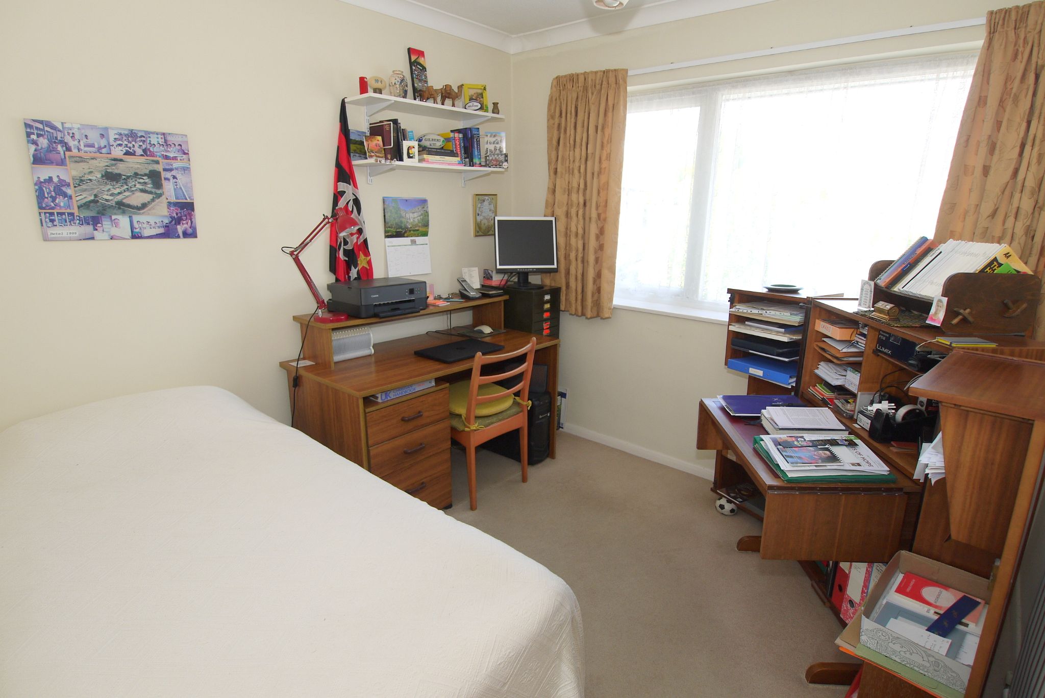 2 bedroom apartment Sold in Sevenoaks - Photograph 4