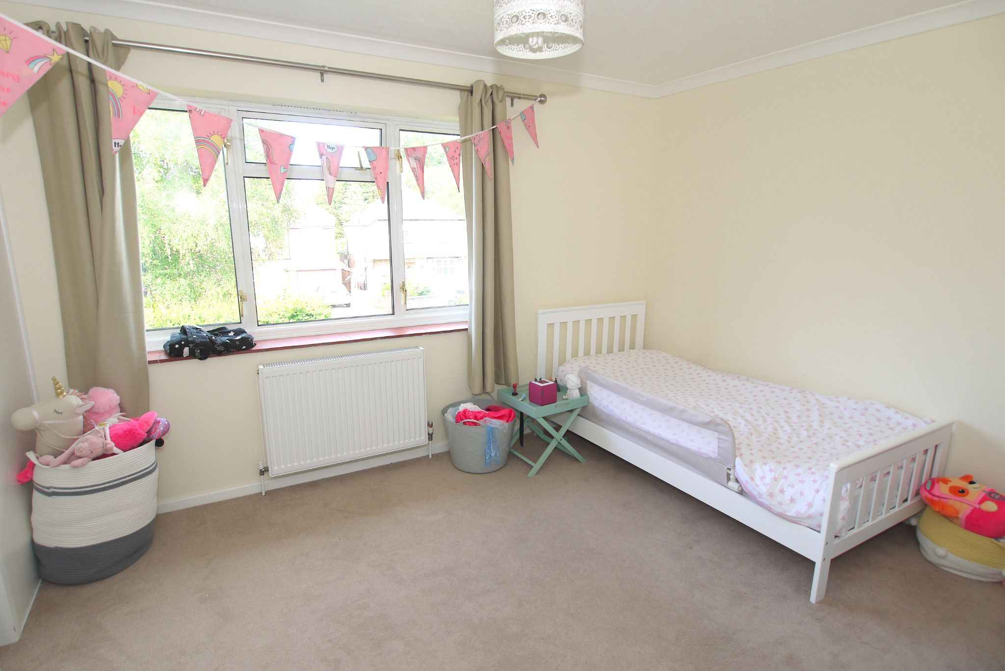 3 bedroom detached house Sold in Sevenoaks - Photograph 9