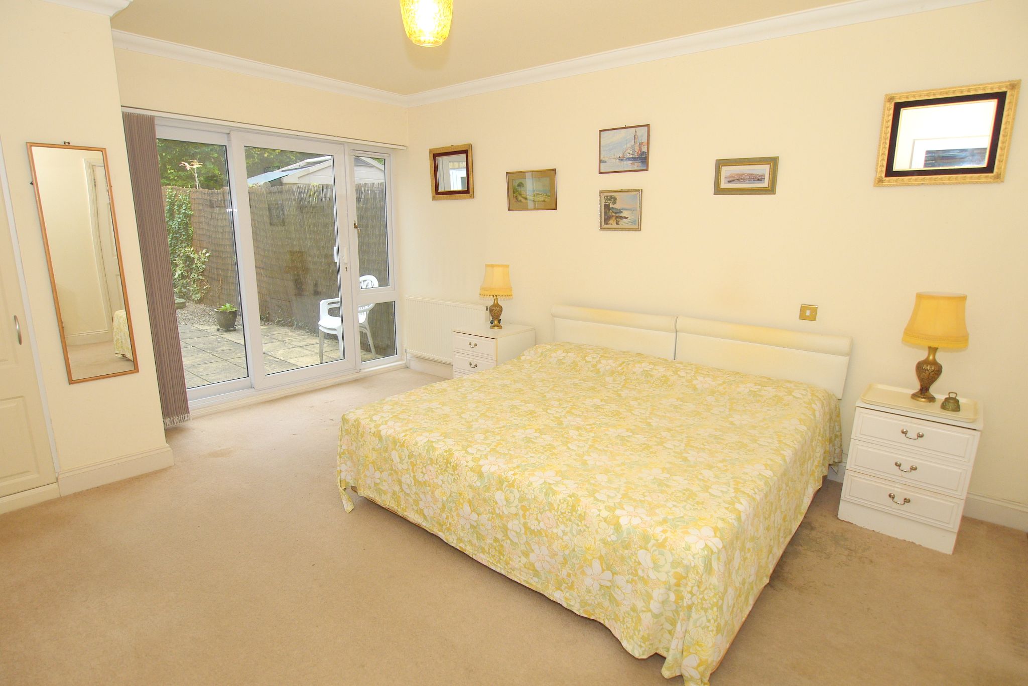 3 bedroom apartment Sold in Otford - Photograph 6