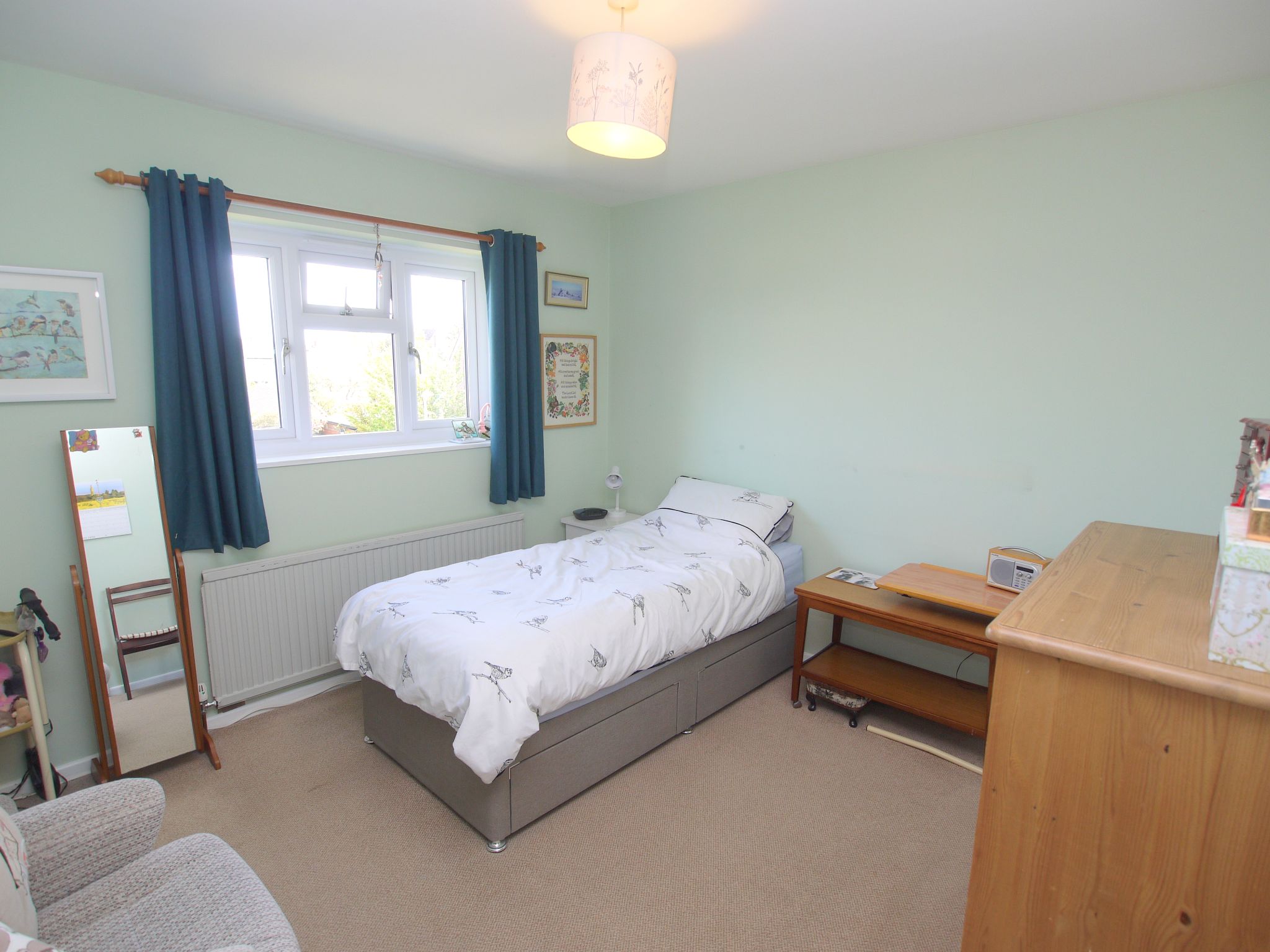 3 bedroom semi-detached house For Sale in Sevenoaks - Photograph 7