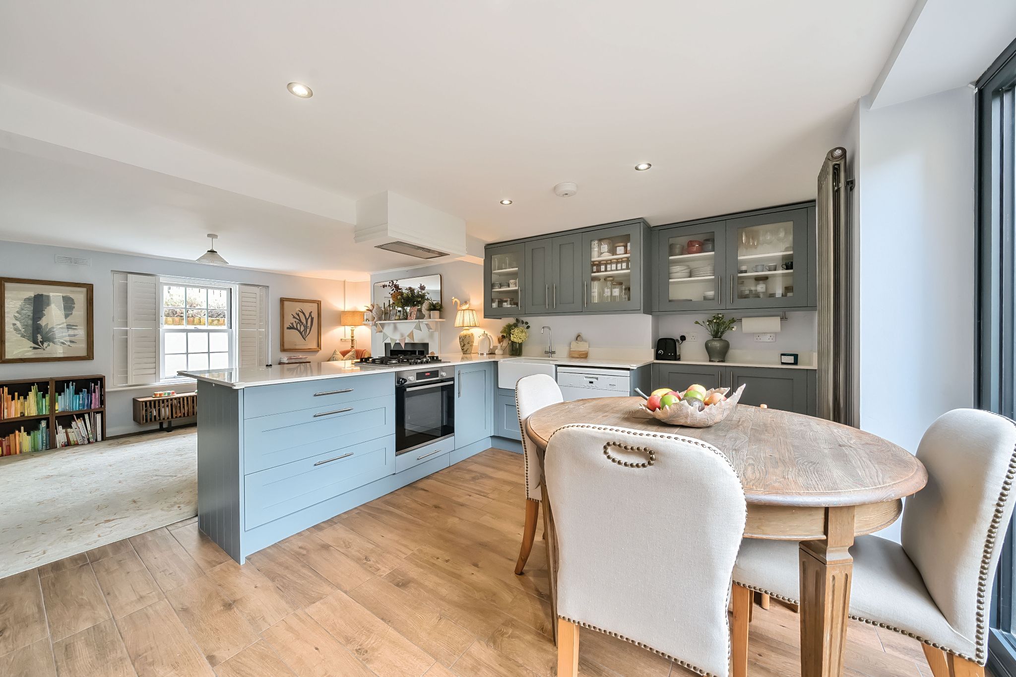 3 bedroom end terraced house Sold in Sevenoaks - Photograph 4