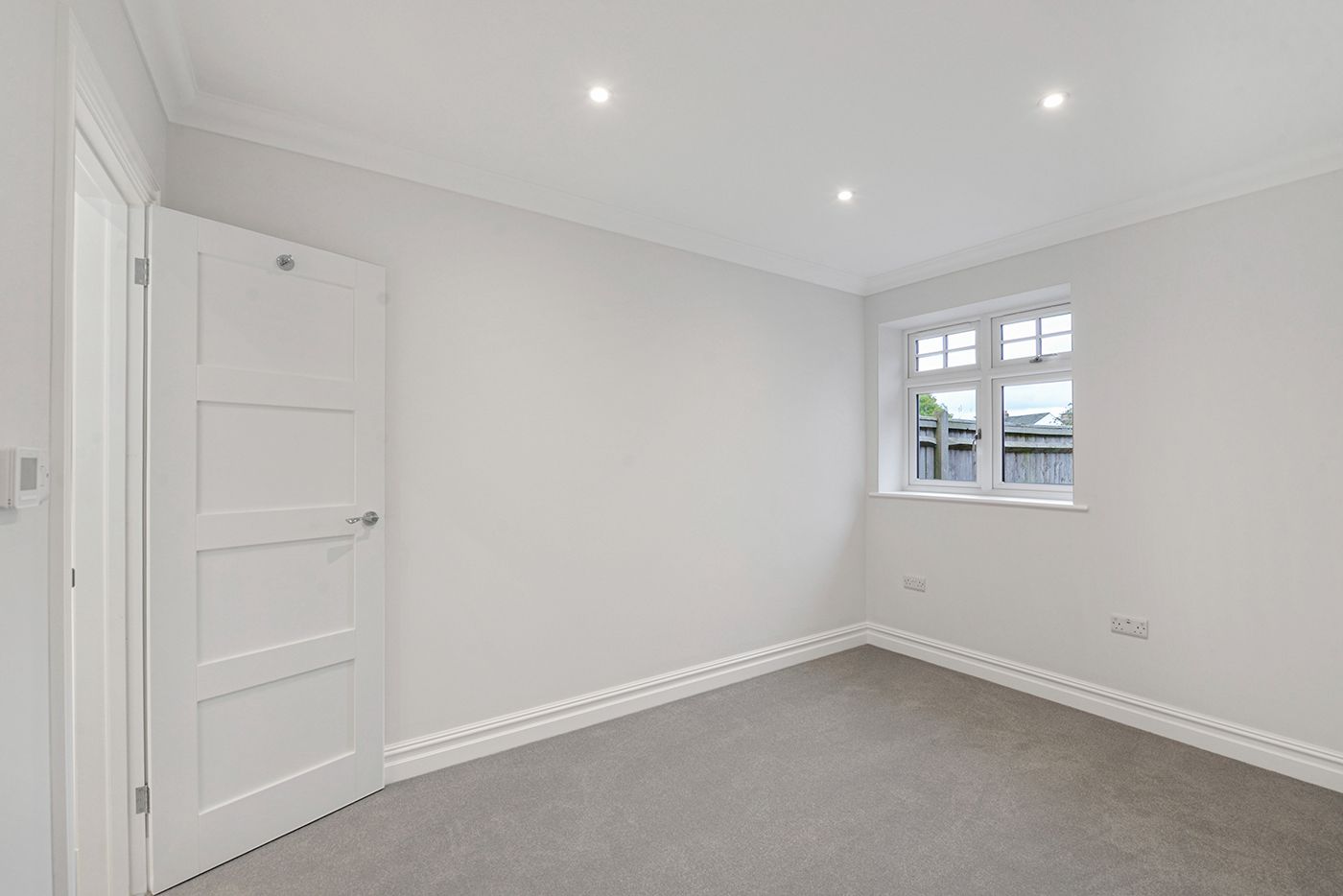4 bedroom detached house Sold in Sevenoaks - Photograph 15