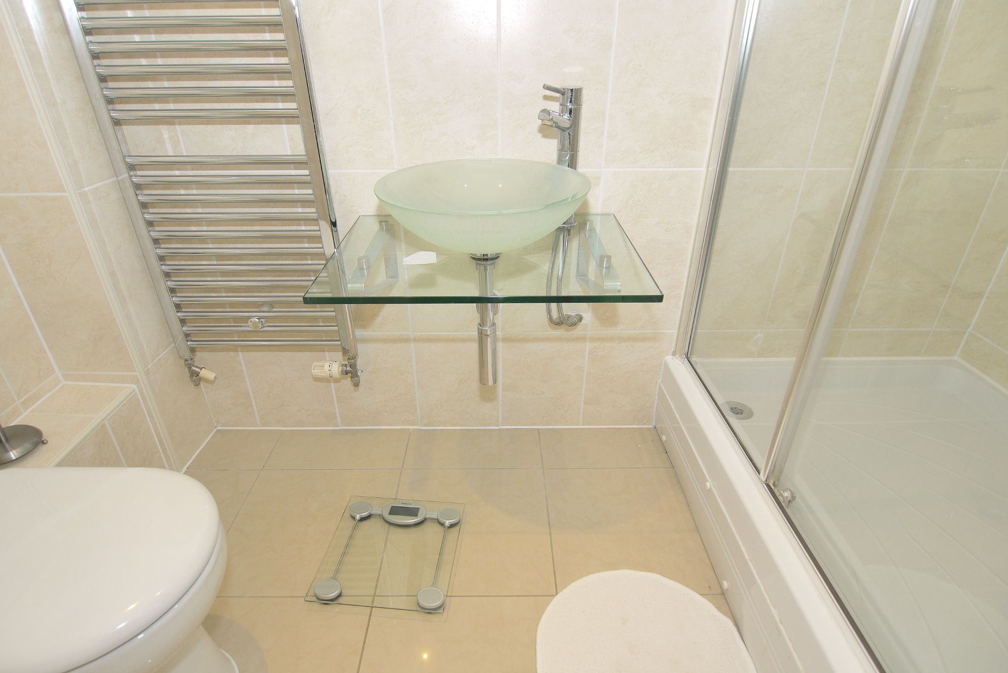 3 bedroom end terraced house Sold in Borough Green - Photograph 5