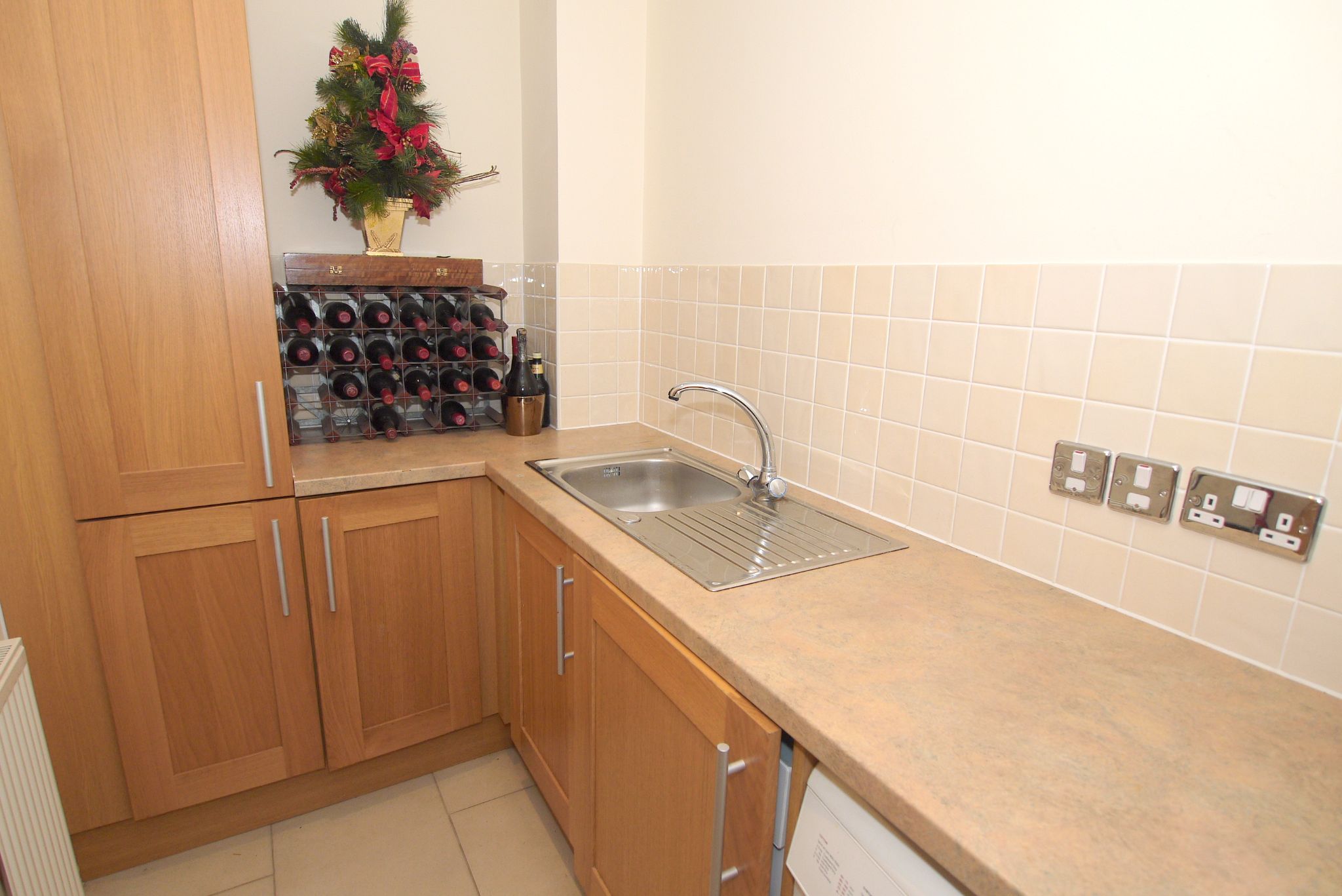 3 bedroom end terraced house Sold in Borough Green - Photograph 11