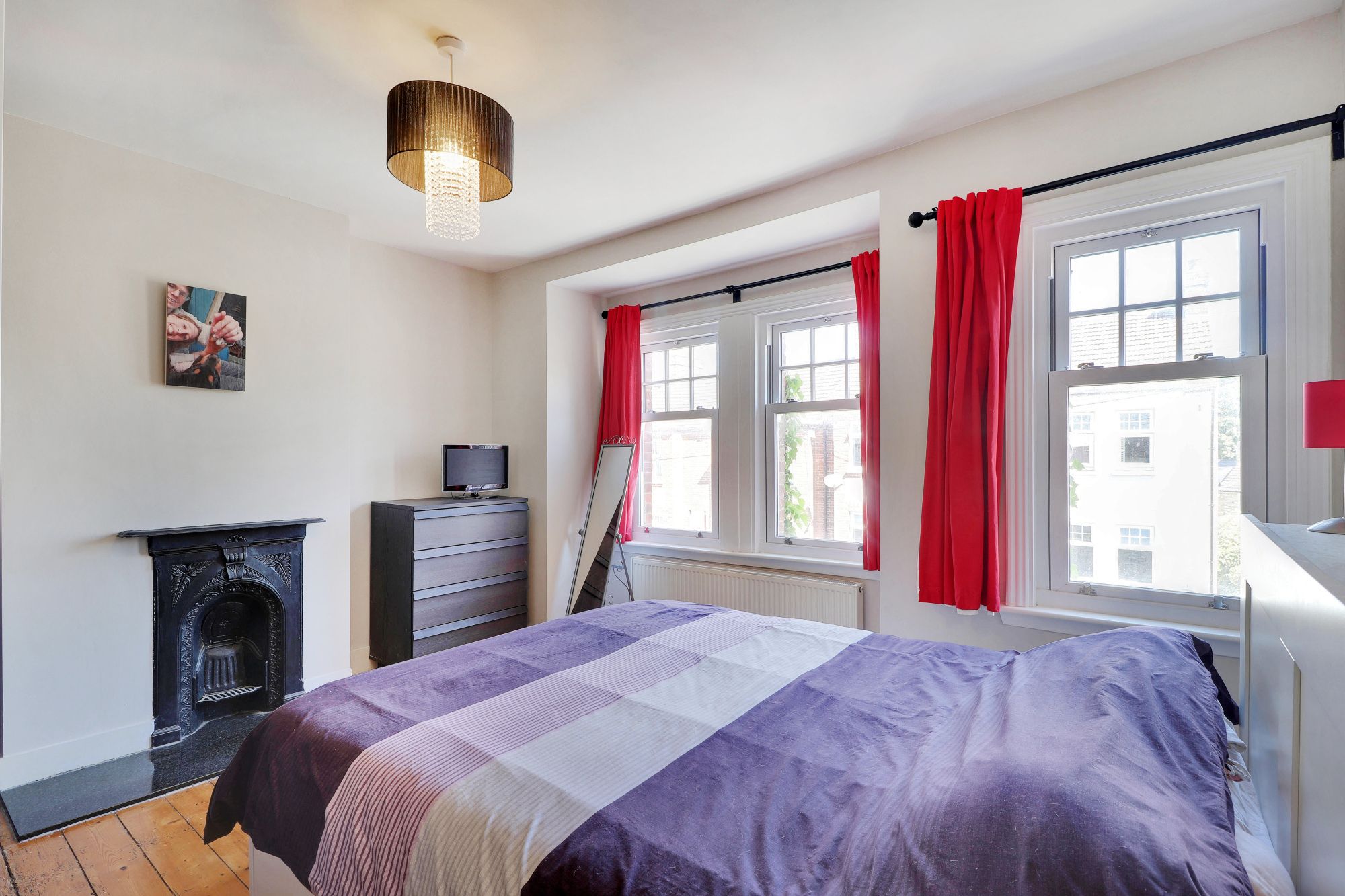 3 bedroom end terraced house Sold in Sevenoaks - Photograph 5
