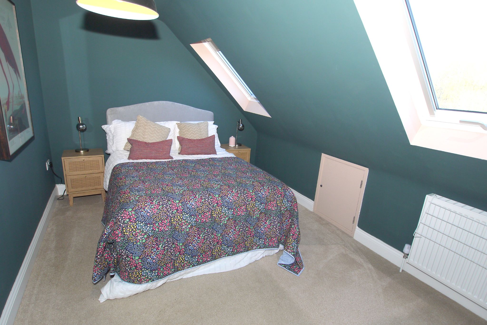 4 bedroom semi-detached house Sold in Sevenoaks - Photograph 12