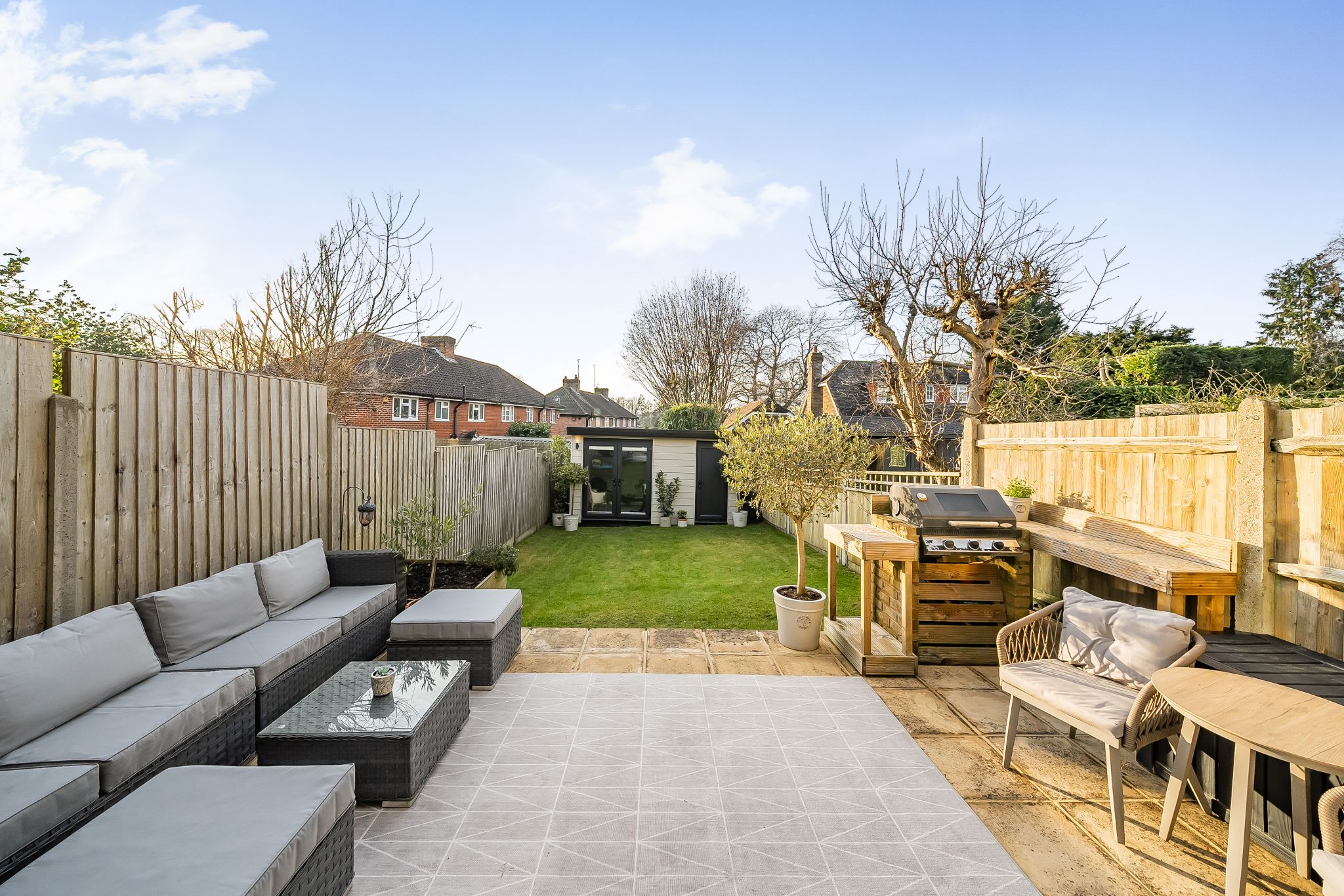 3 bedroom semi-detached house Sold in Sevenoaks - Photograph 9