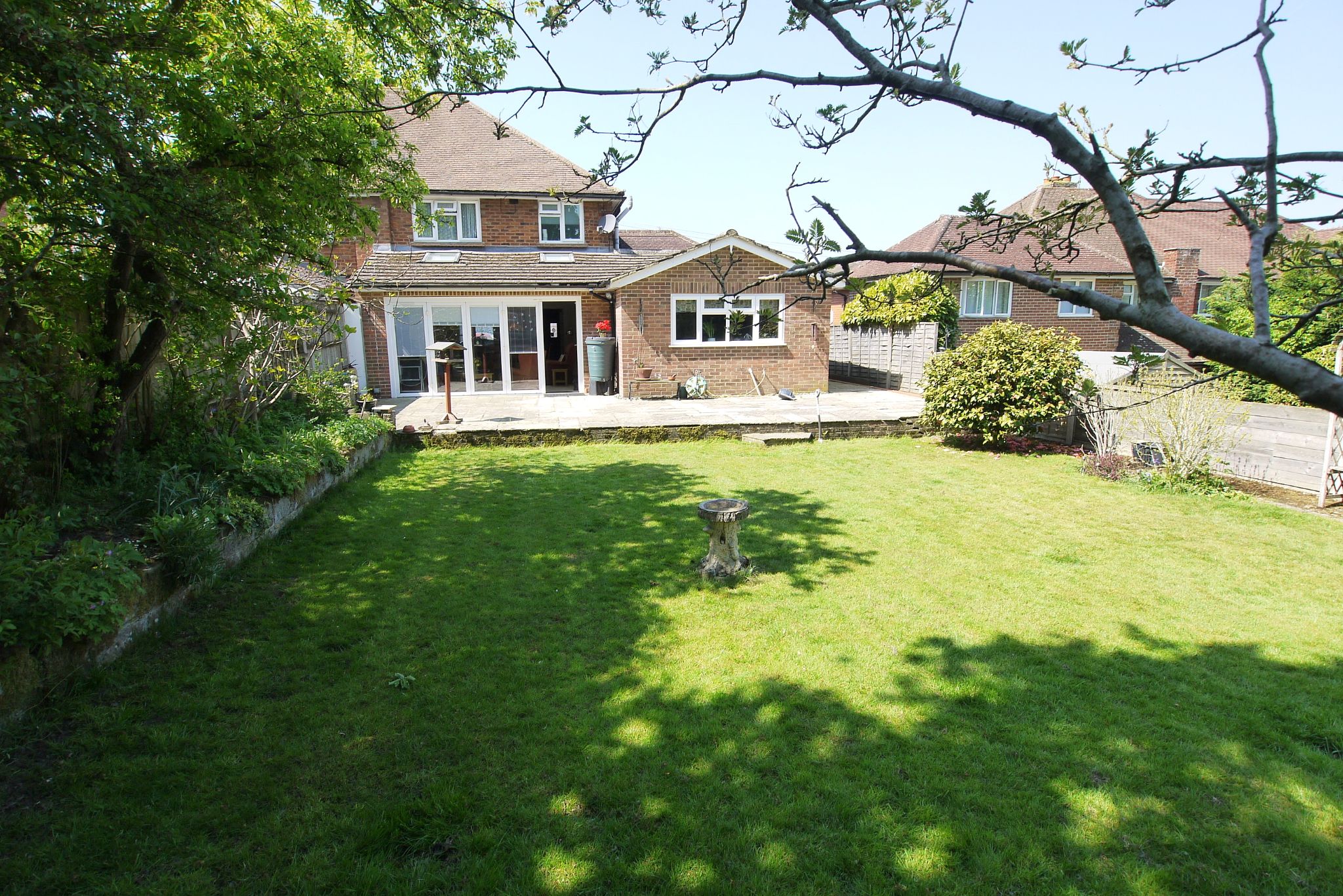 3 bedroom semi-detached house Sold in Sevenoaks - Photograph 2