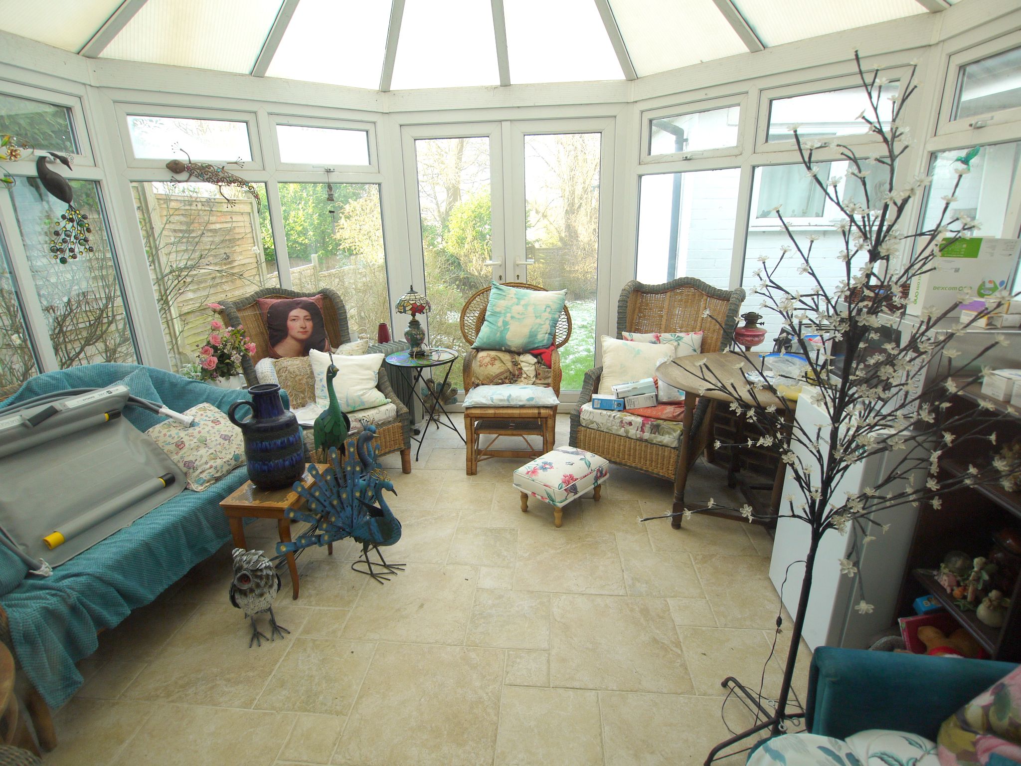 3 bedroom detached bungalow SSTC in Sevenoaks - Photograph 7