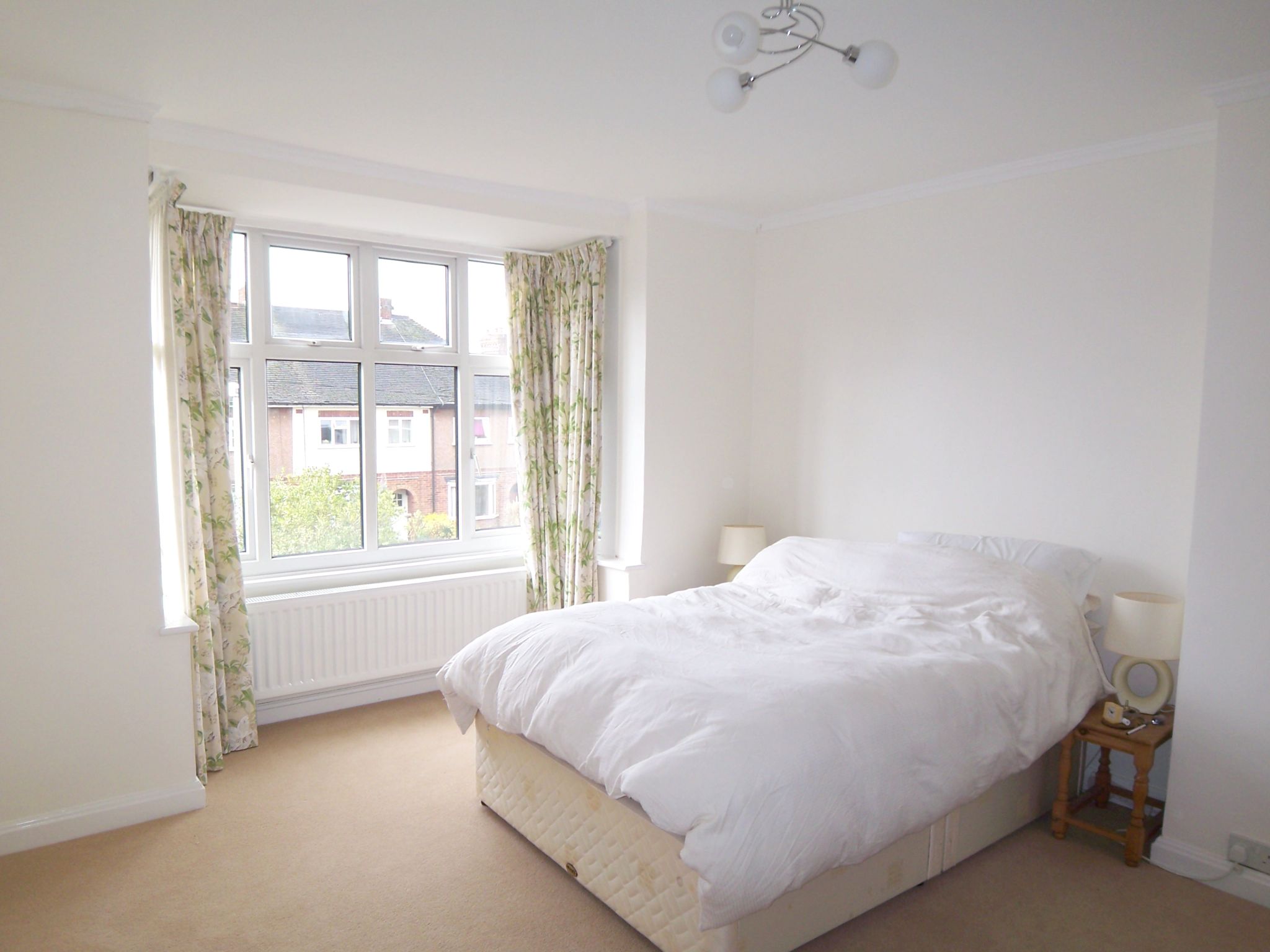 4 bedroom semi-detached house Sold in Sevenoaks - Photograph 7