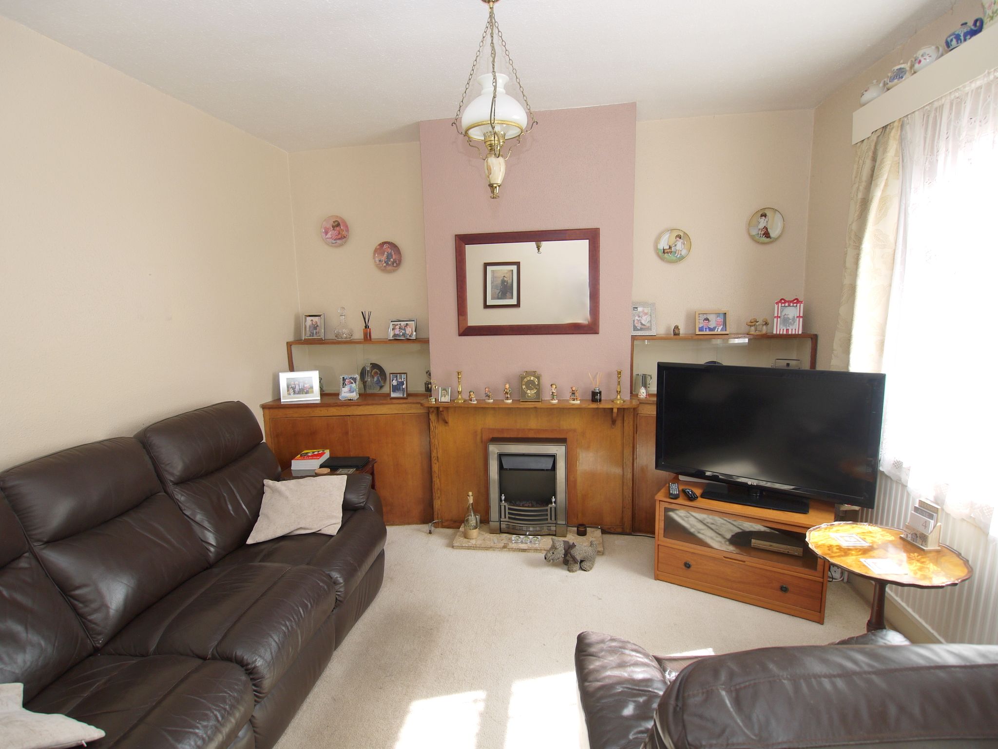 3 bedroom mid terraced house For Sale in Sevenoaks - Property photograph