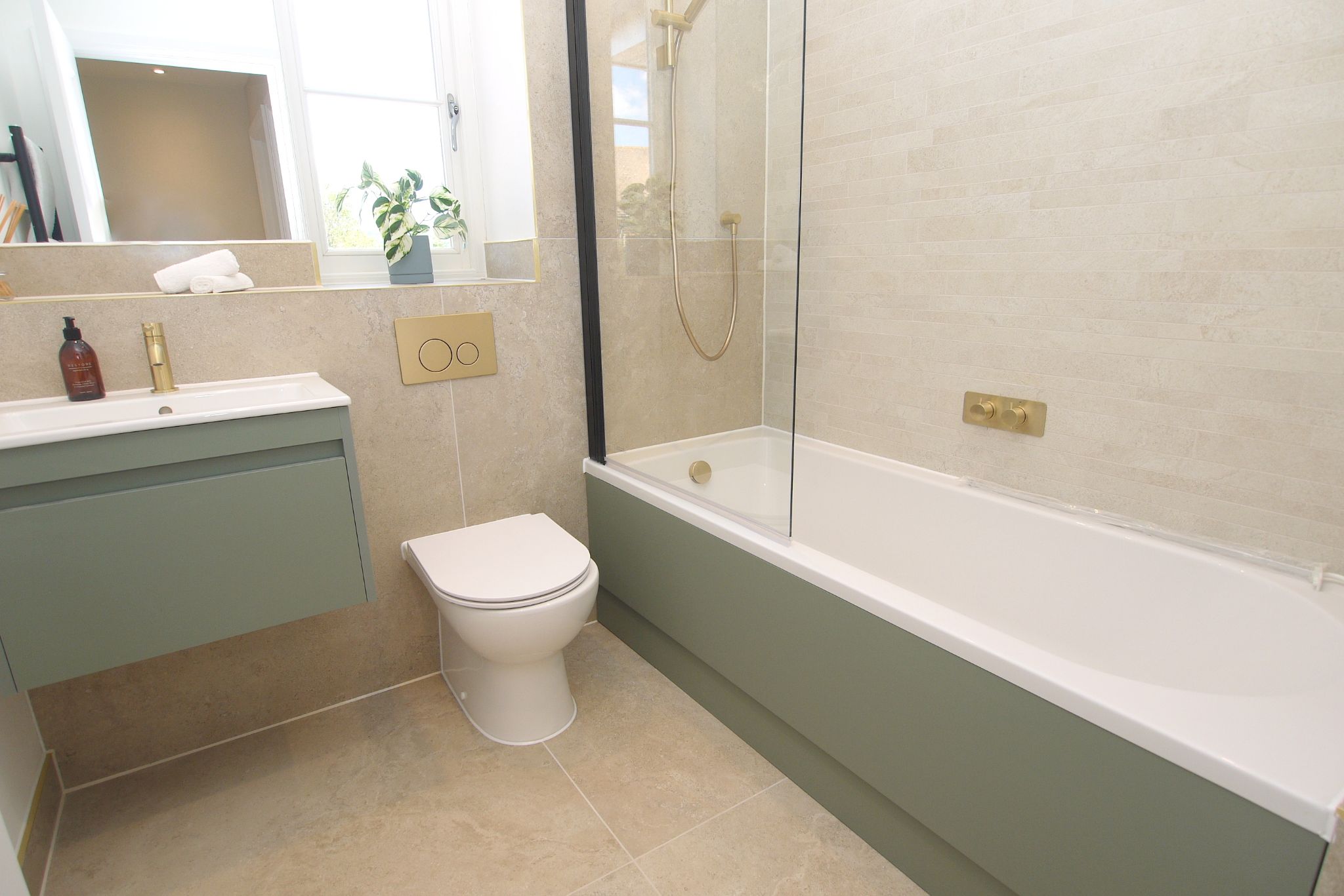 4 bedroom detached house For Sale in Sevenoaks - Photograph 19