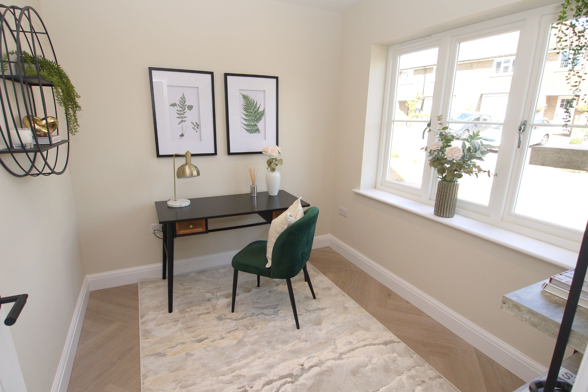 4 bedroom detached house For Sale in Sevenoaks - Photograph 9