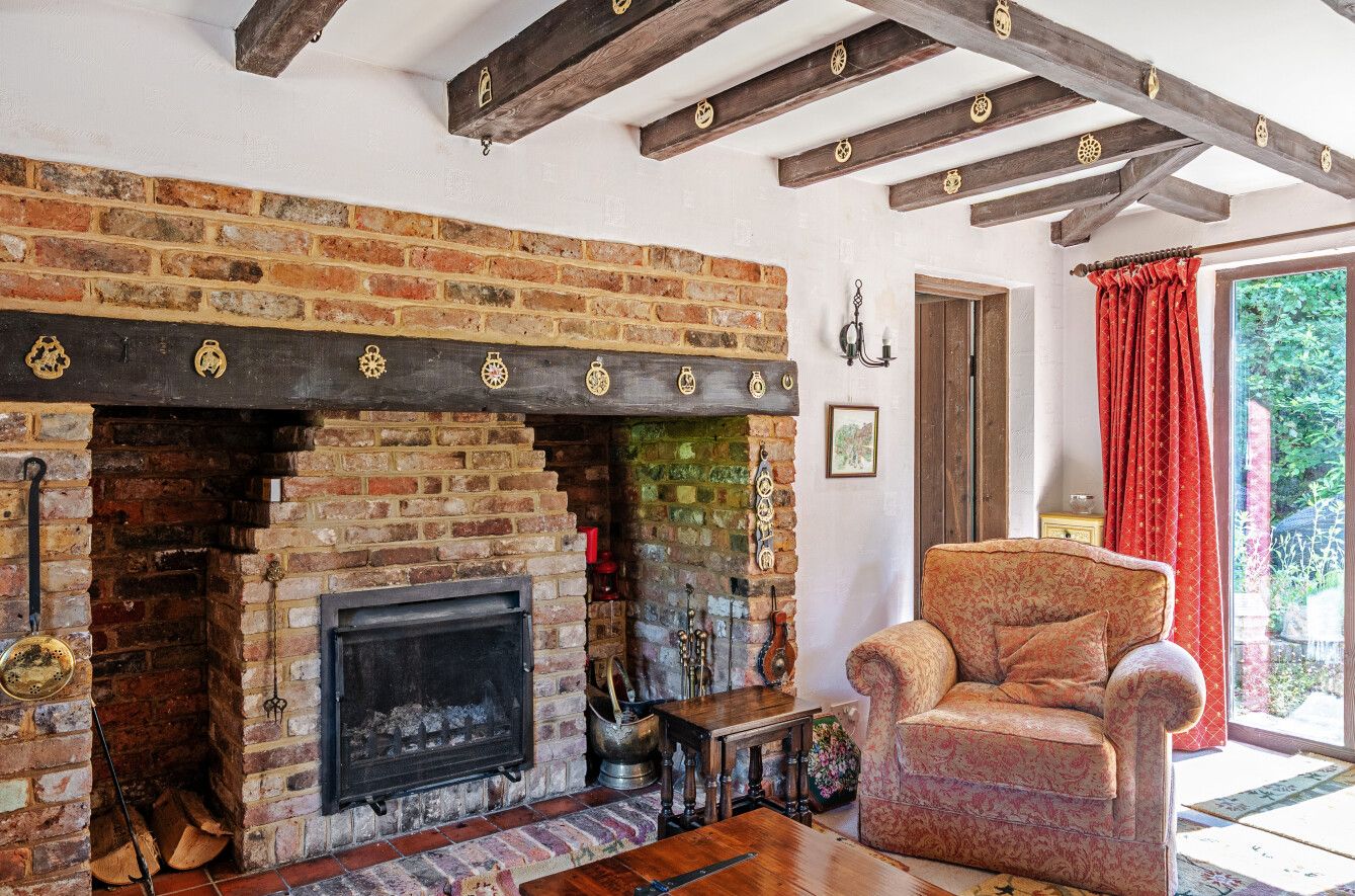 4 bedroom detached house SSTC in Sevenoaks - Photograph 6