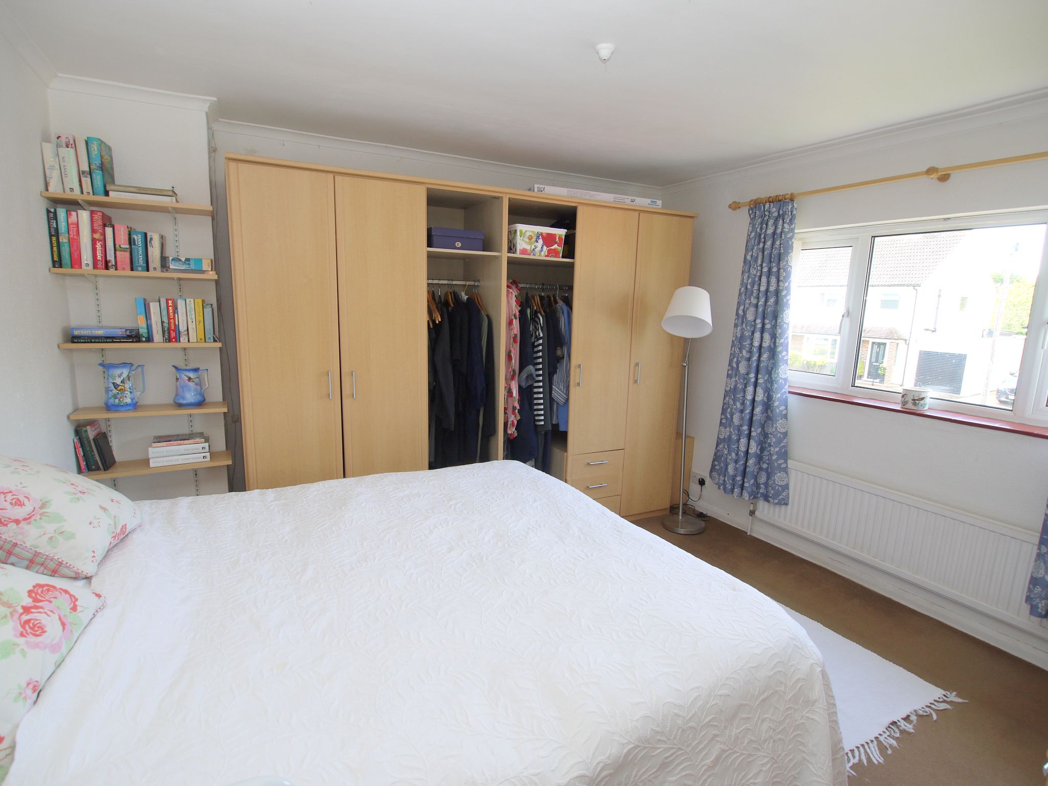 4 bedroom semi-detached house Sold in Sevenoaks - Photograph 5