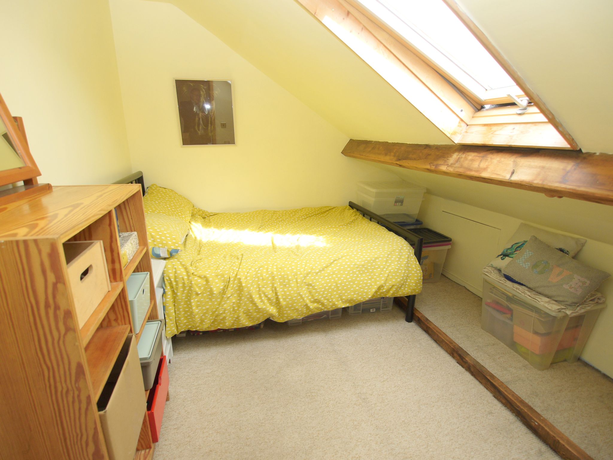 4 bedroom semi-detached house Sold in Sevenoaks - Photograph 10