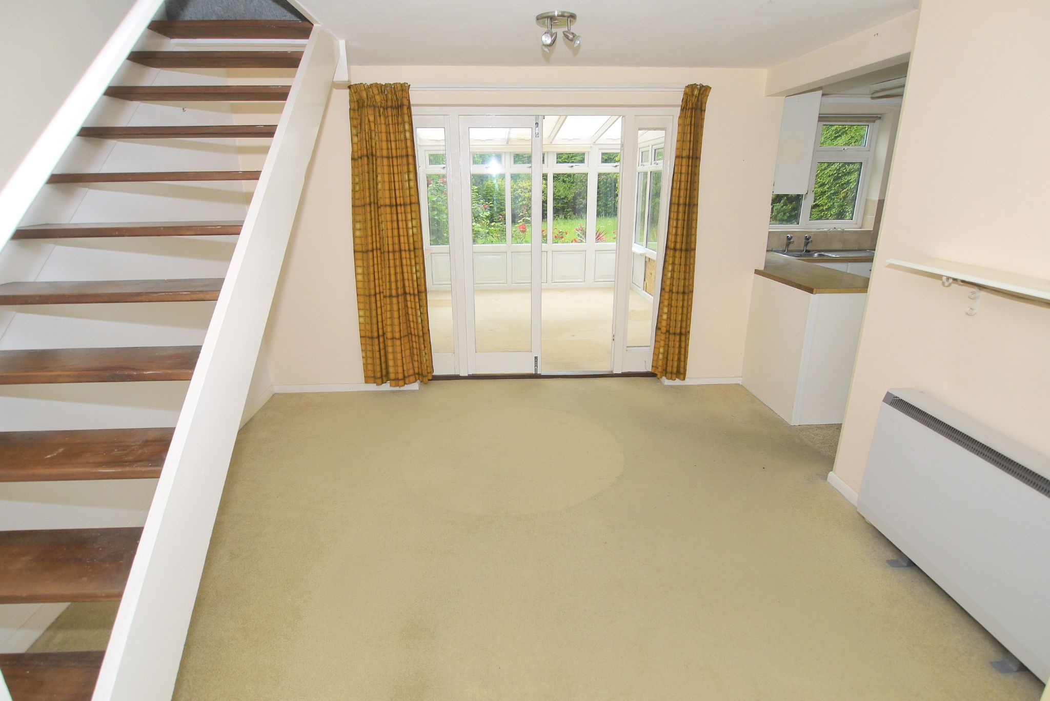 3 bedroom end terraced house Sold in Sevenoaks - Photograph 10