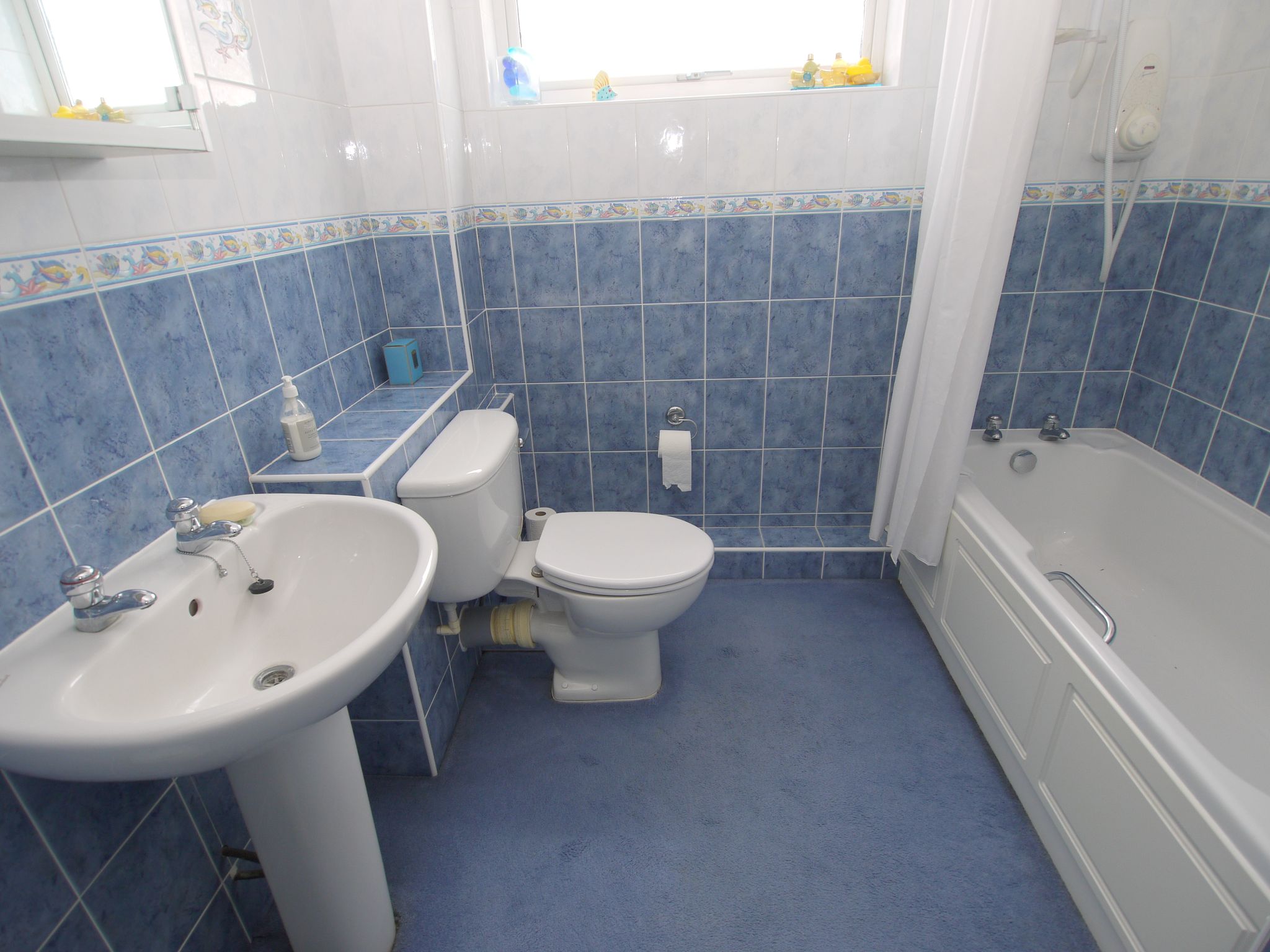 4 bedroom detached house SSTC in Sevenoaks - Photograph 9
