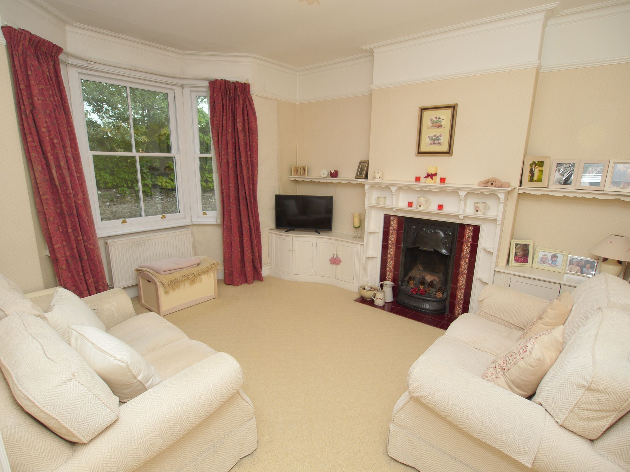 3 bedroom semi-detached house SSTC in Sevenoaks - Photograph 6