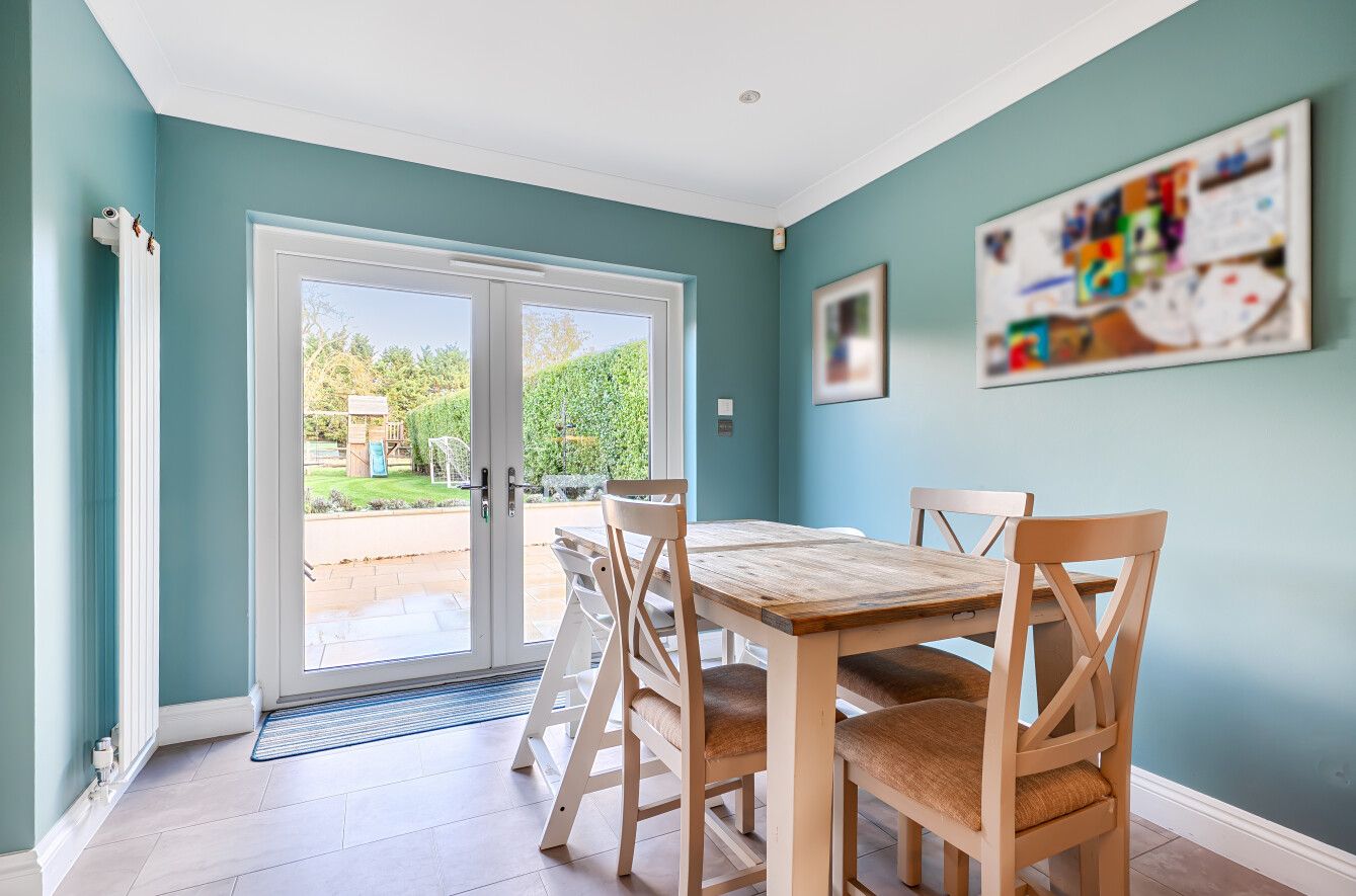 4 bedroom detached house For Sale in Otford - Photograph 9