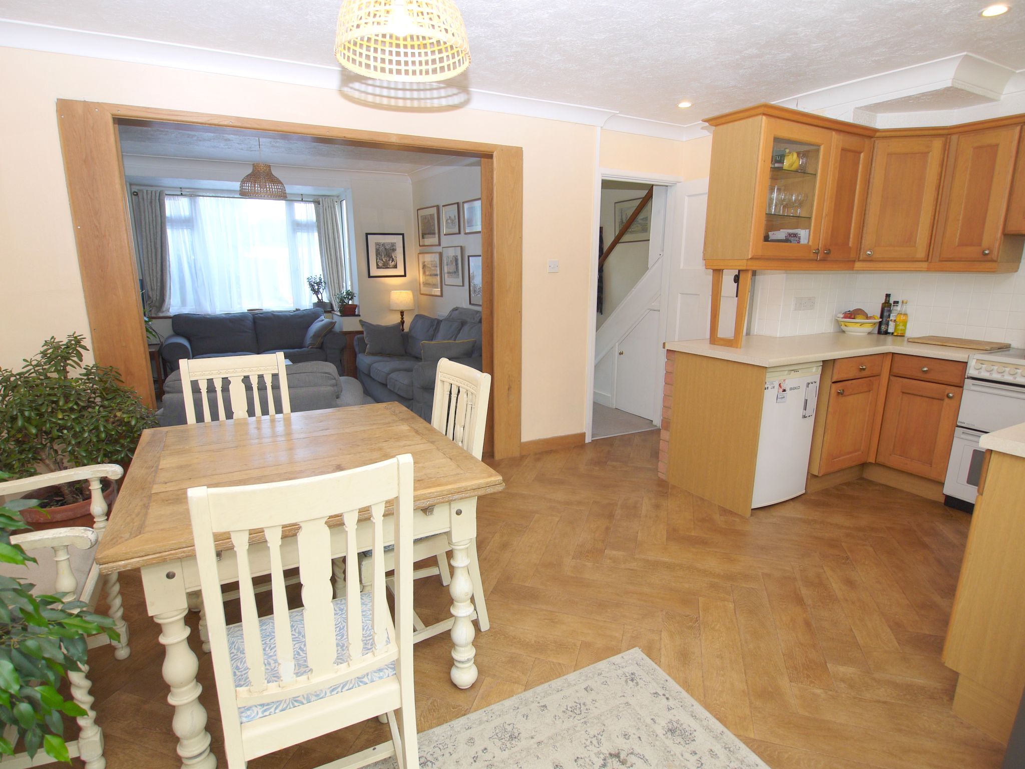 3 bedroom mid terraced house Sold in Sevenoaks - Photograph 8