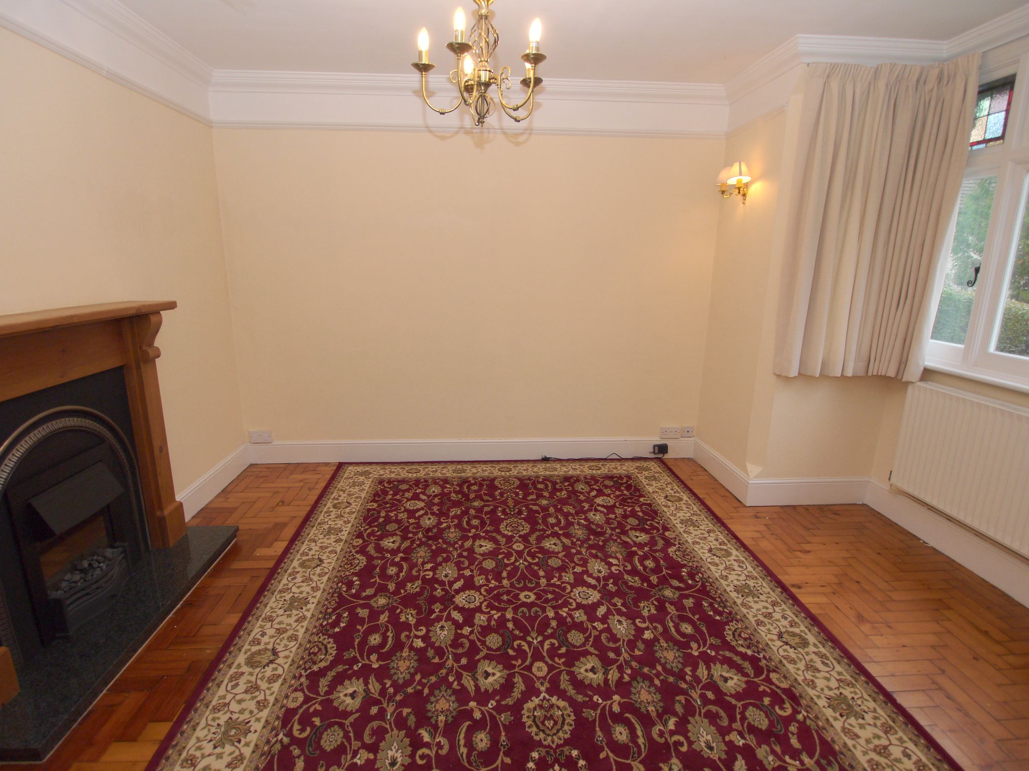 4 bedroom semi-detached house Reserved in Sevenoaks - Photograph 11