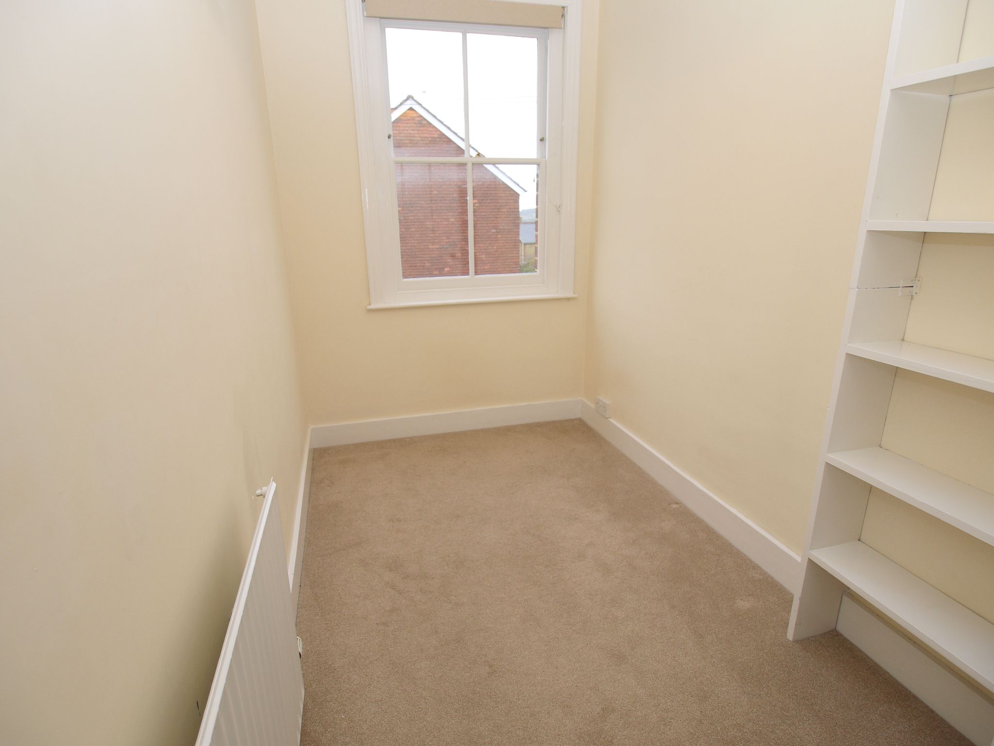 4 bedroom semi-detached house Reserved in Sevenoaks - Photograph 8