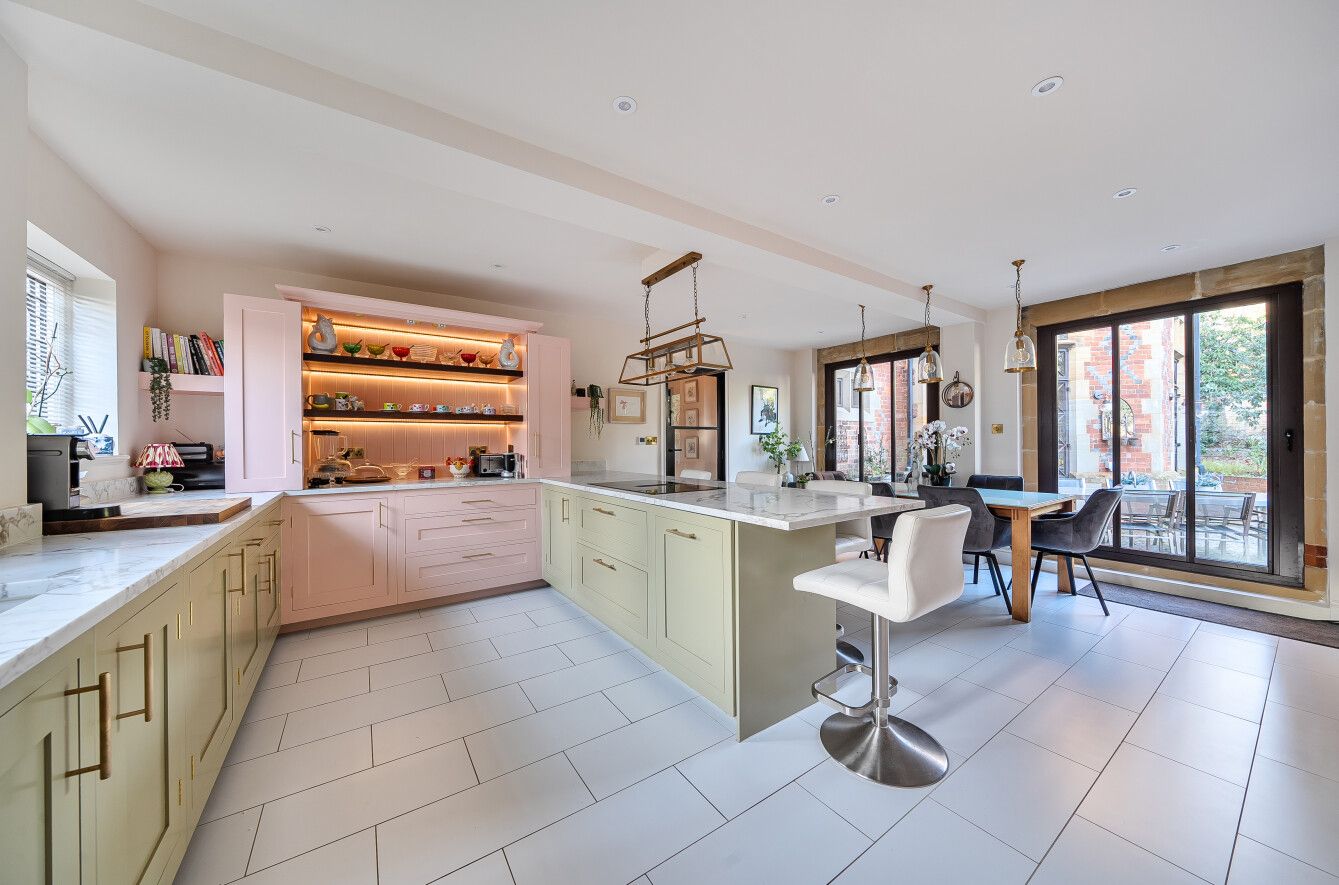 4 bedroom detached house For Sale in Leigh - Photograph 2