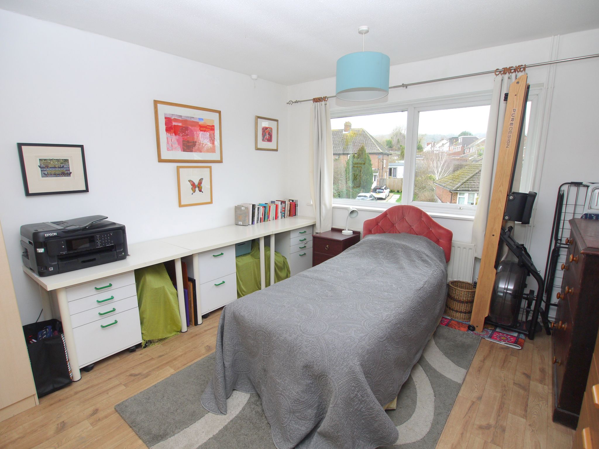 2 bedroom apartment SSTC in Sevenoaks - Photograph 4