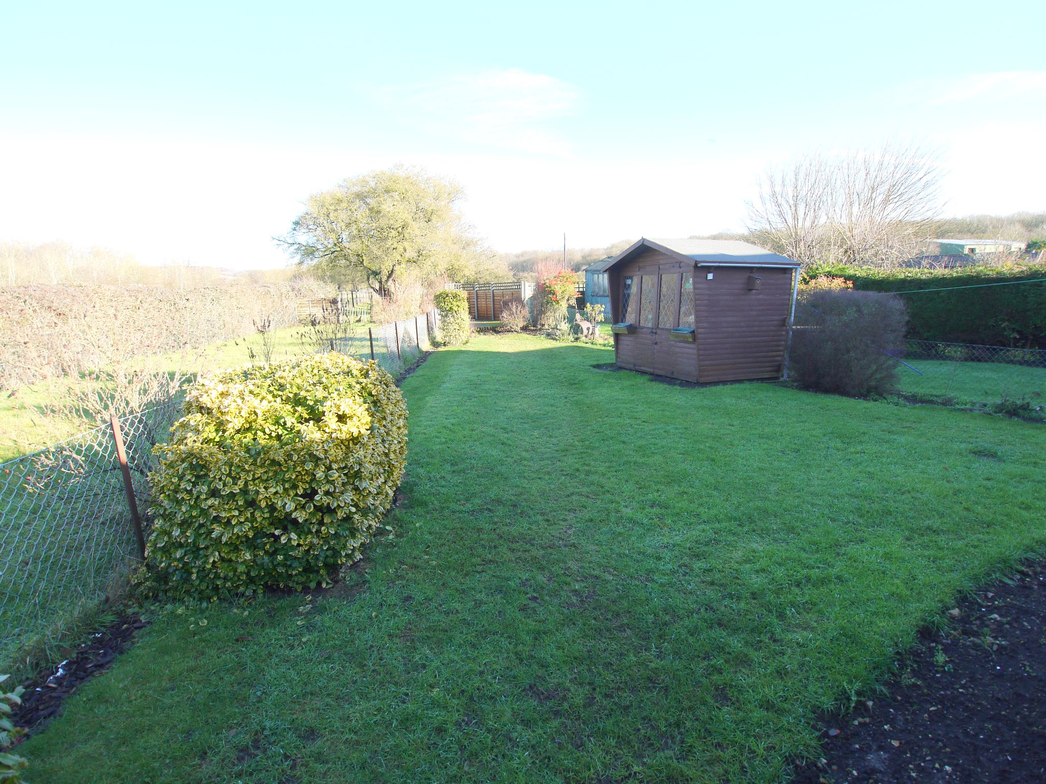 3 bedroom semi-detached house SSTC in Sevenoaks - Photograph 9