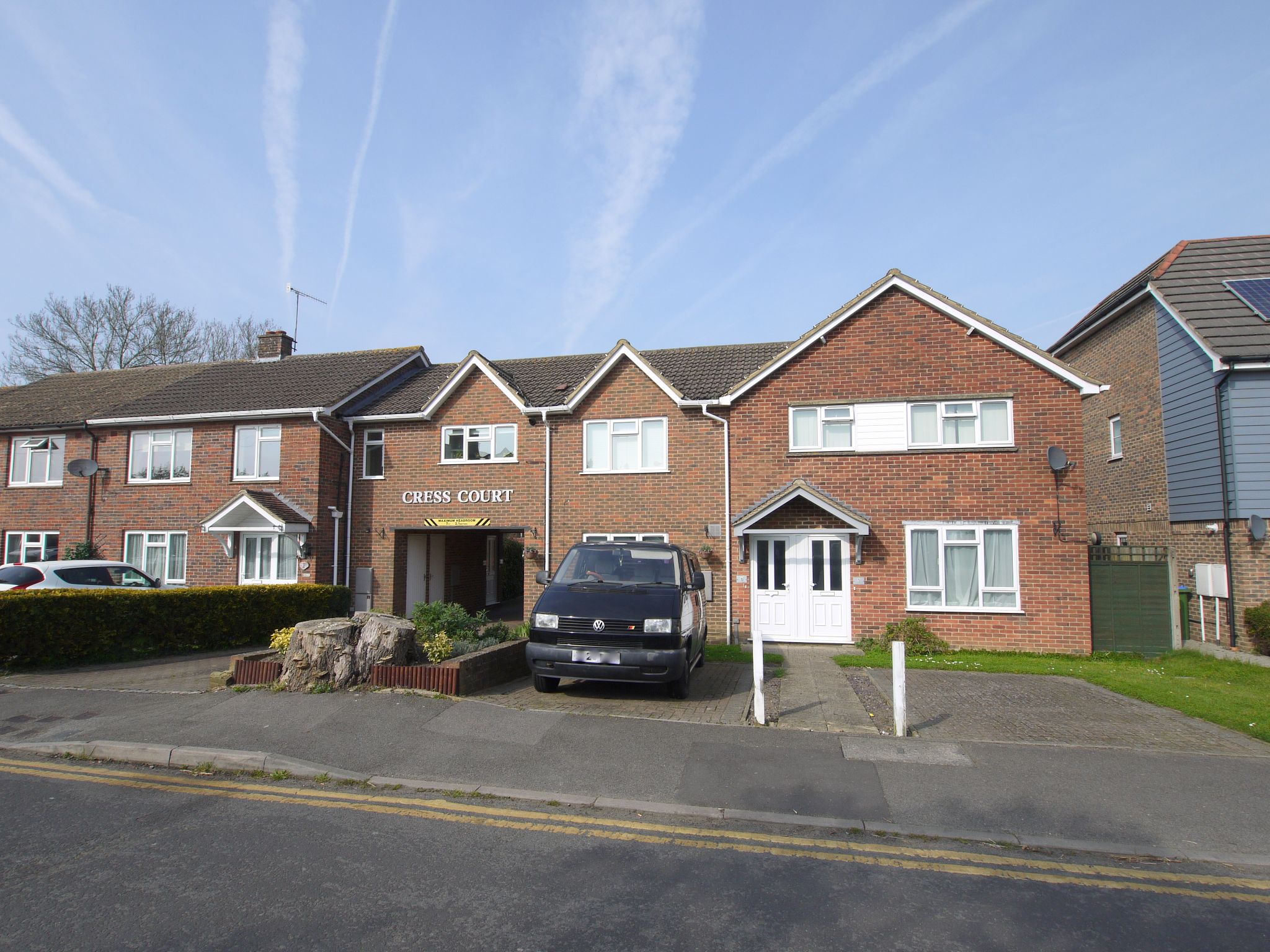 2 bedroom apartment For Sale in Sevenoaks - Photograph 1