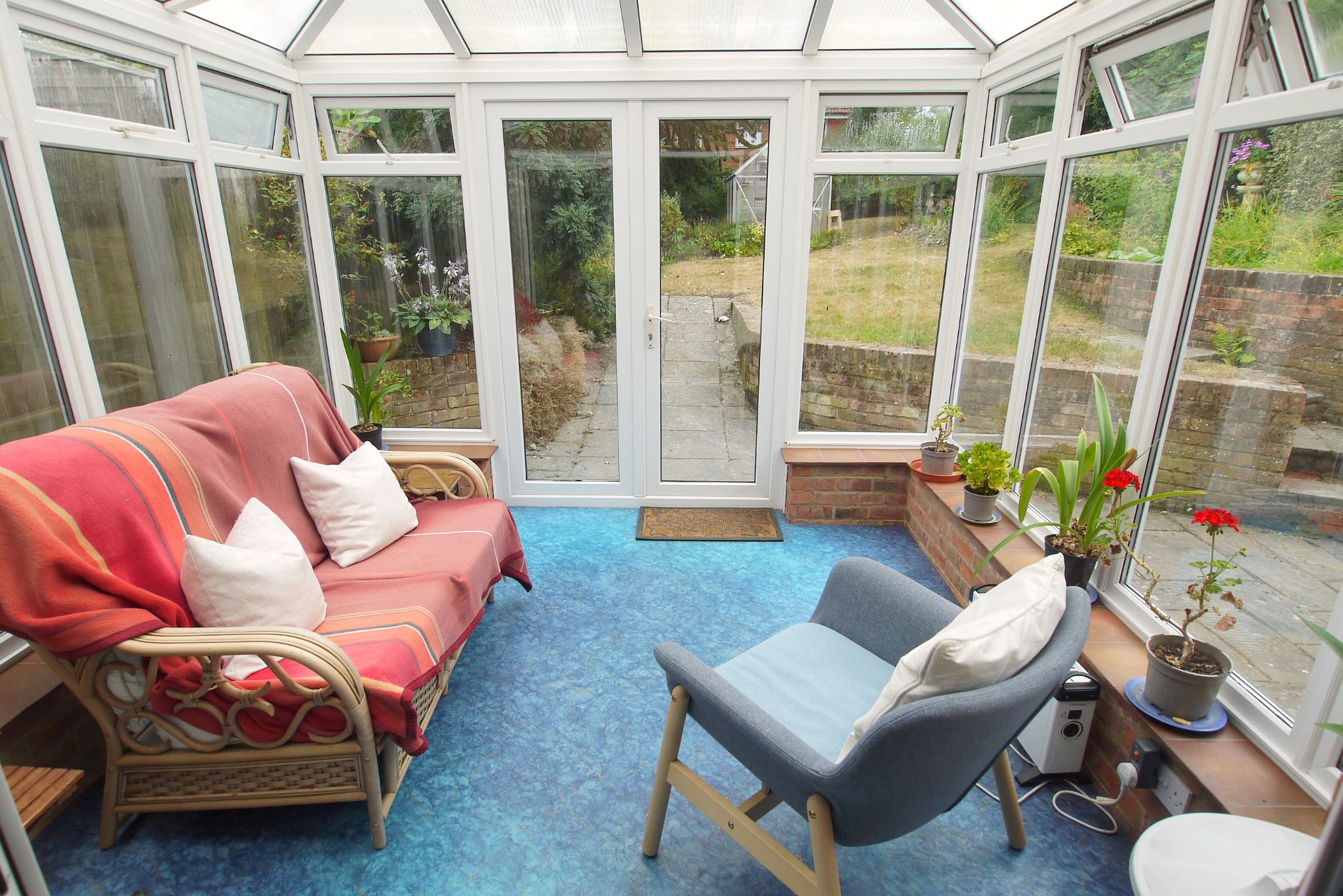 3 bedroom semi-detached house For Sale in Sevenoaks - Photograph 6