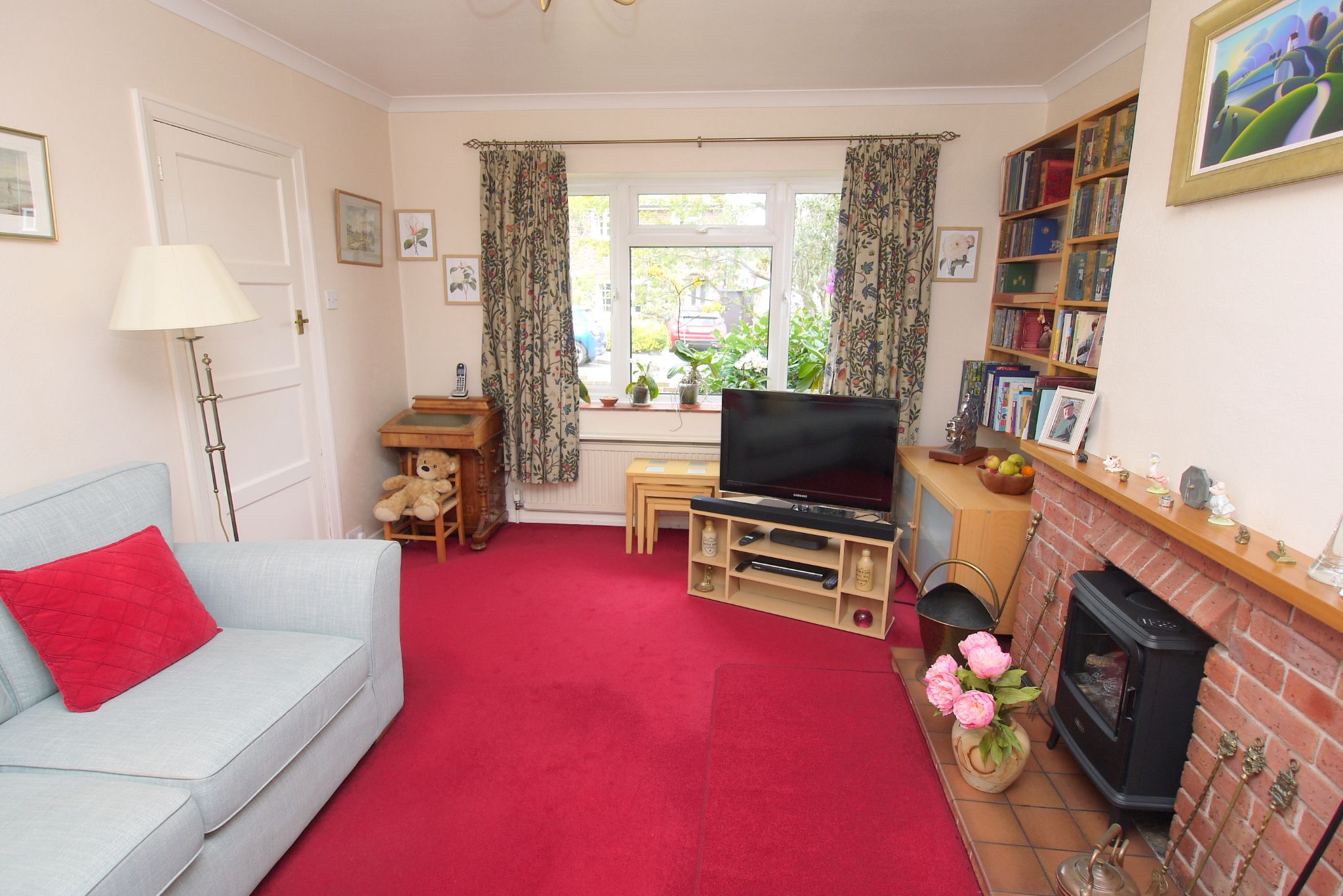 3 bedroom semi-detached house For Sale in Sevenoaks - Property photograph