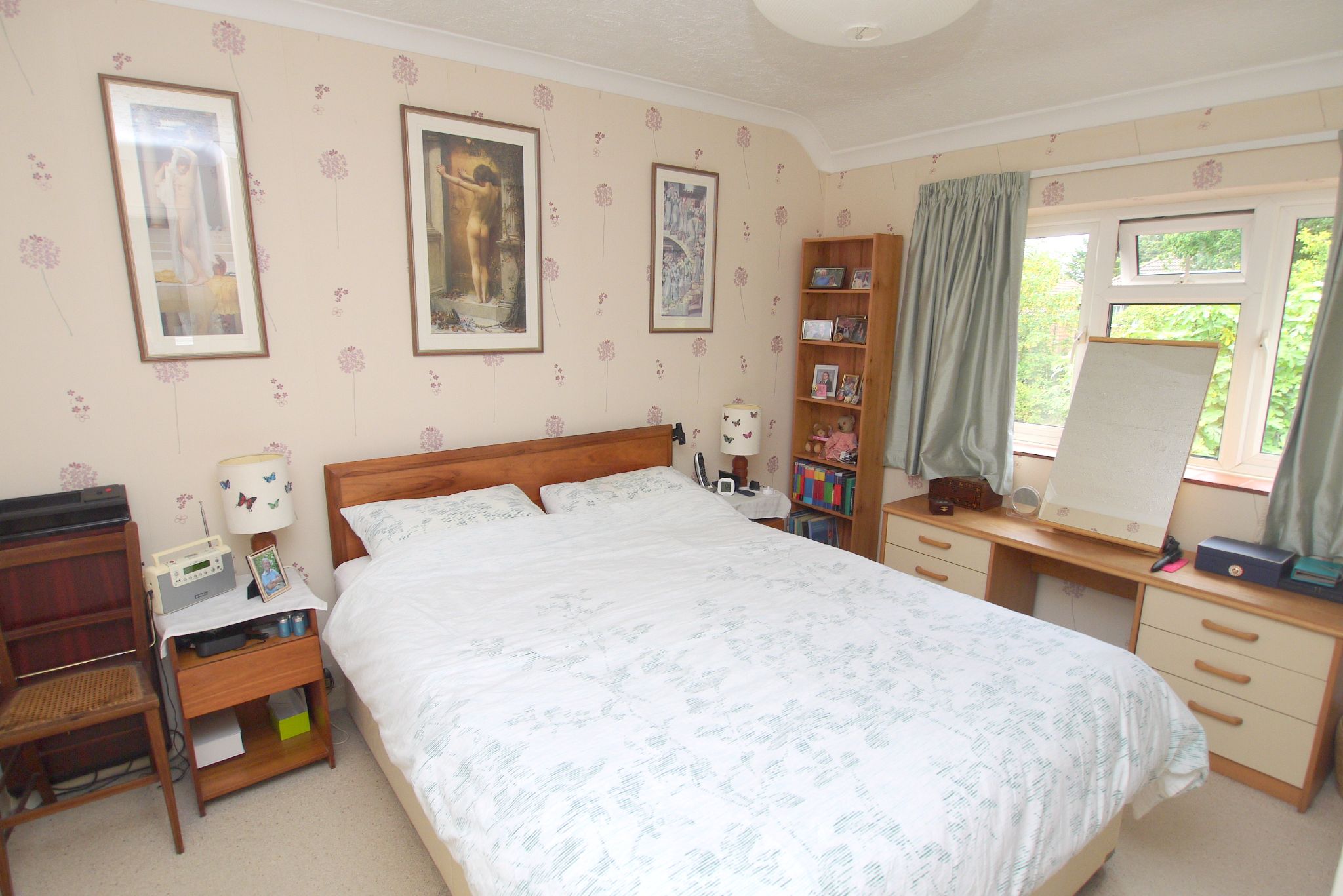 3 bedroom semi-detached house For Sale in Sevenoaks - Photograph 7