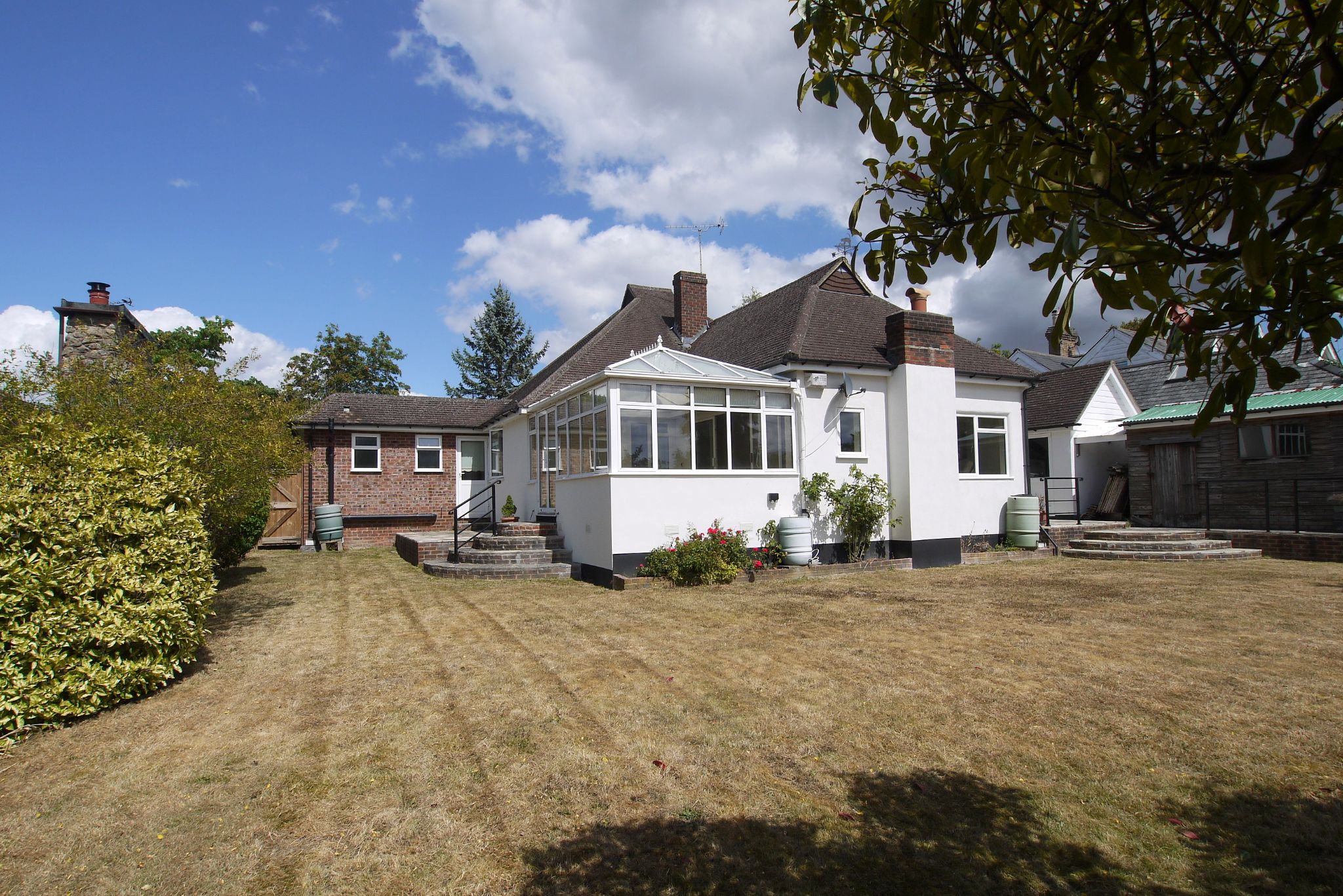 3 bedroom detached bungalow For Sale in Sevenoaks - Photograph 12