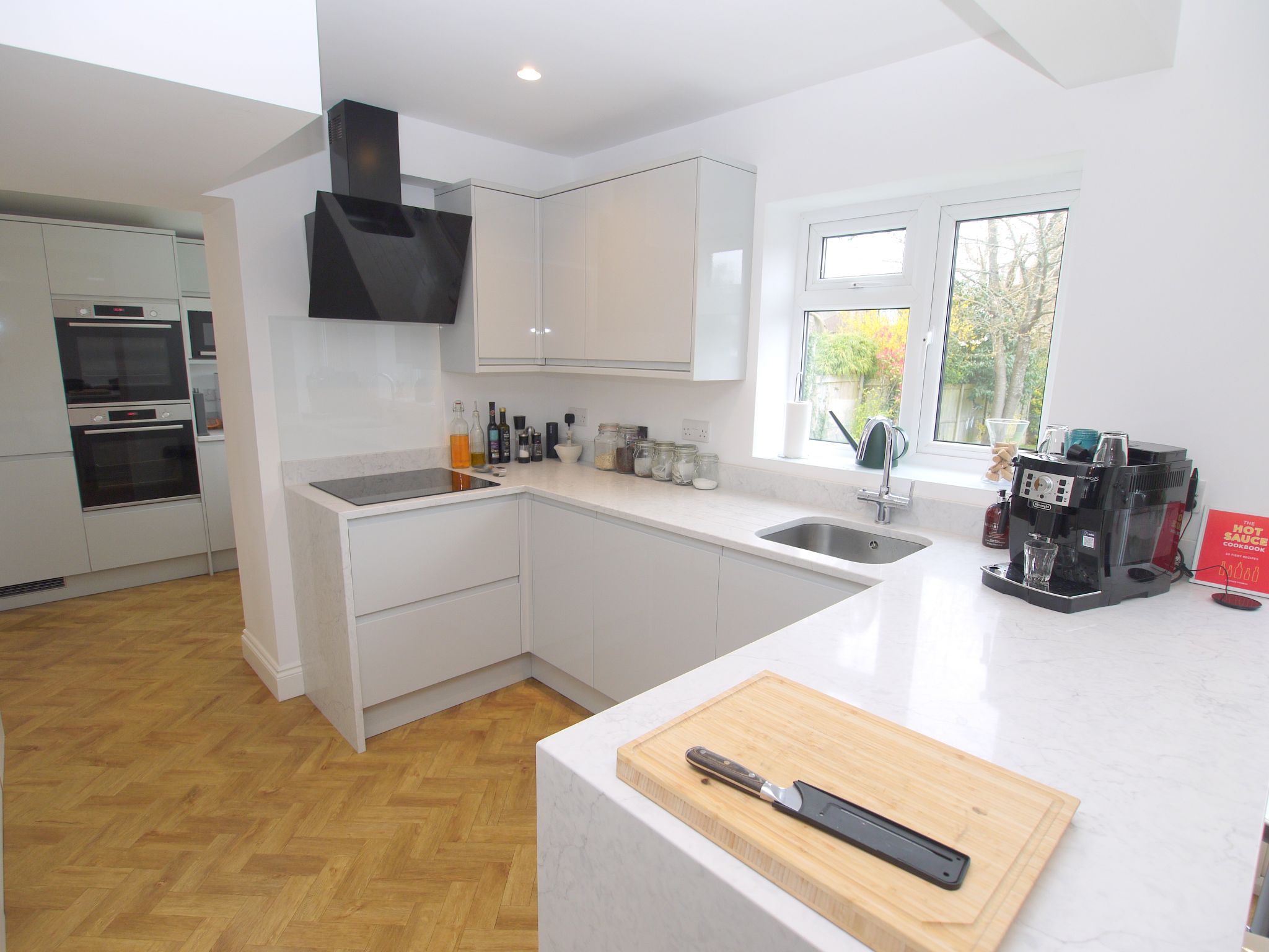3 bedroom semi-detached house SSTC in Sevenoaks - Photograph 4