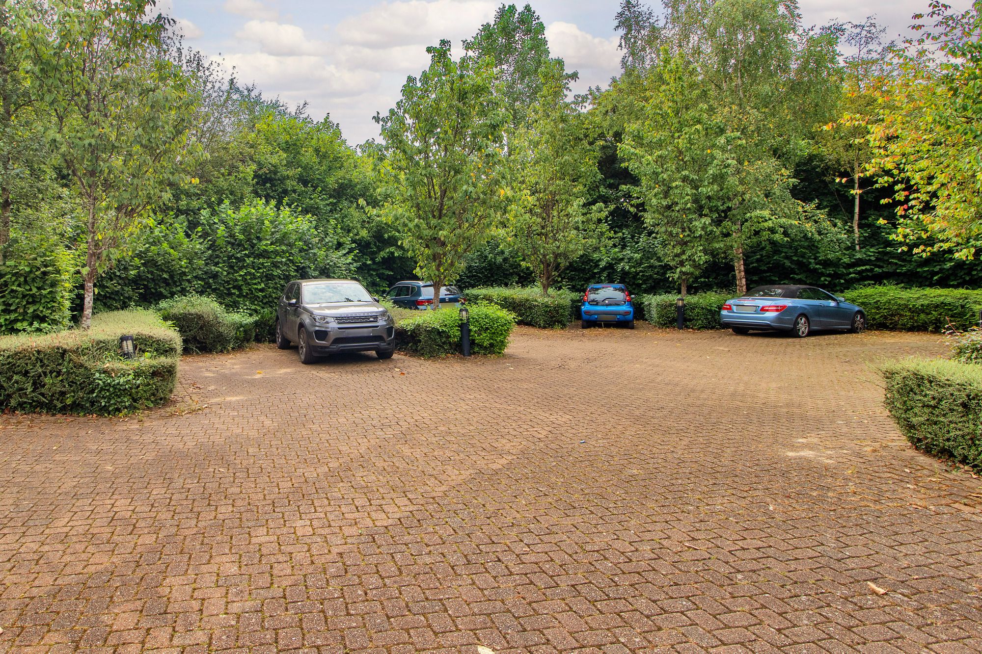 3 bedroom mid terraced house For Sale in Tonbridge - Photograph 13