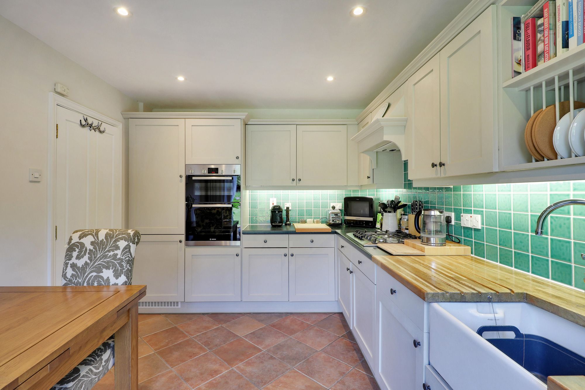 3 bedroom mid terraced house For Sale in Tonbridge - Property photograph